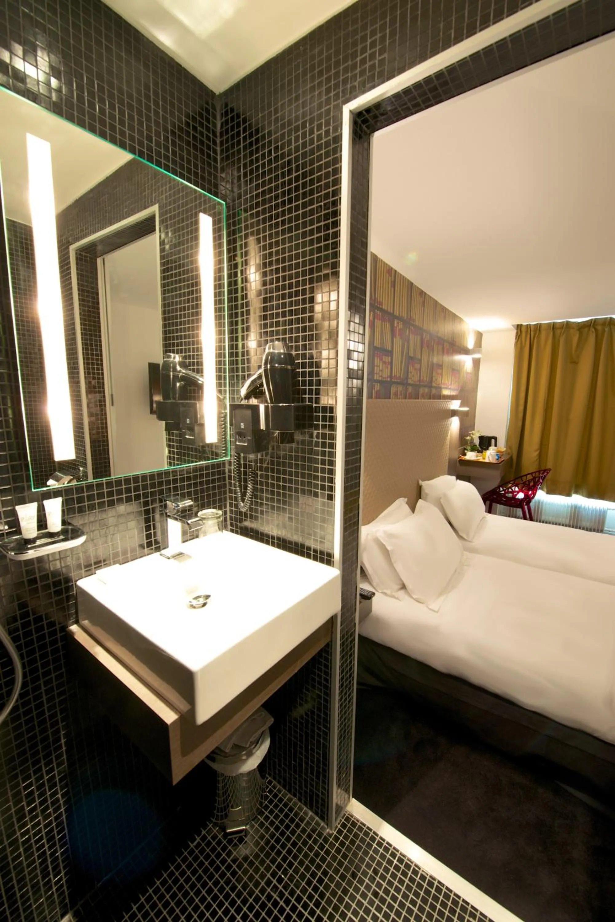 Comfort Twin Room in Maison Gaîté