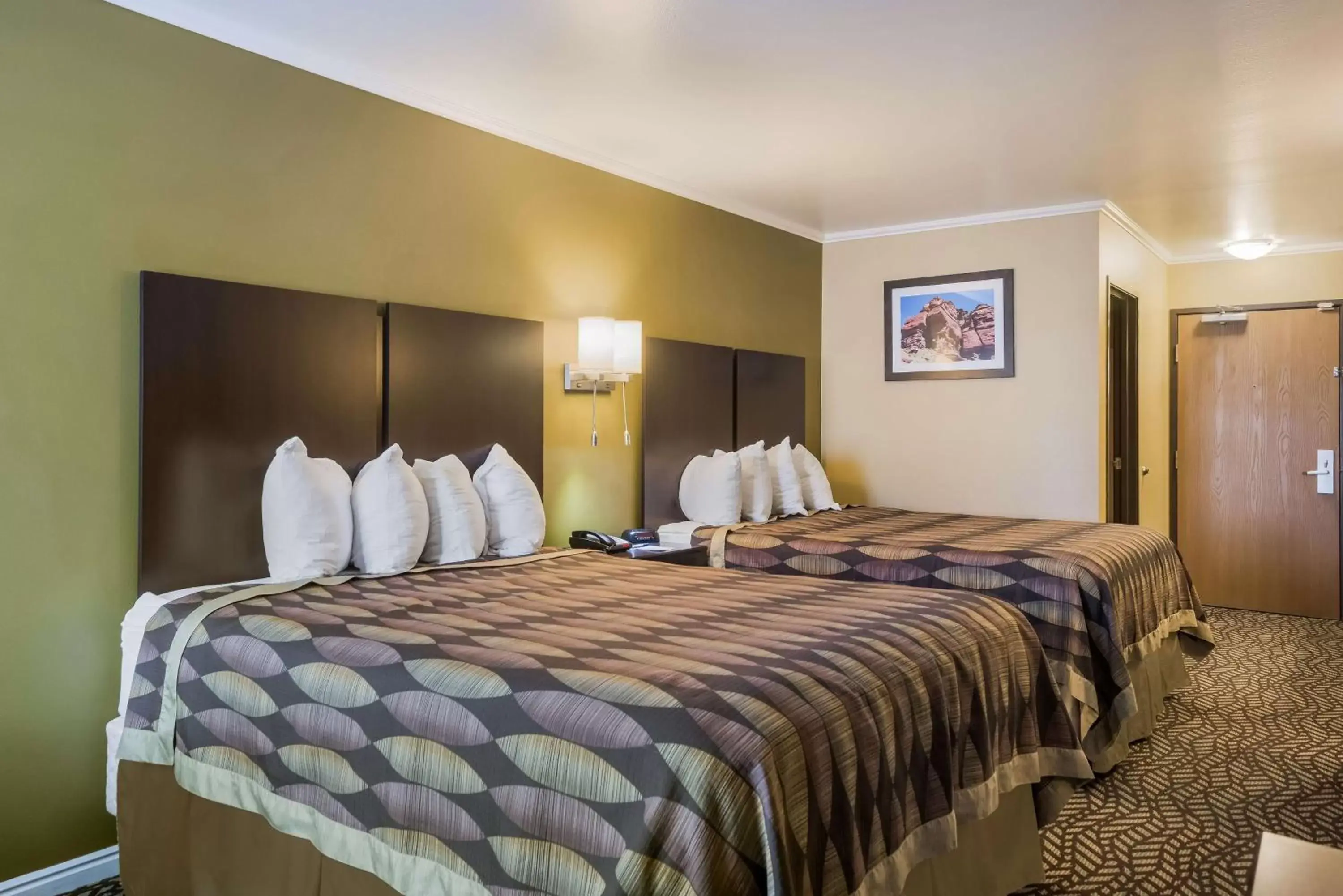 Bedroom, Bed in Best Western Richfield Inn