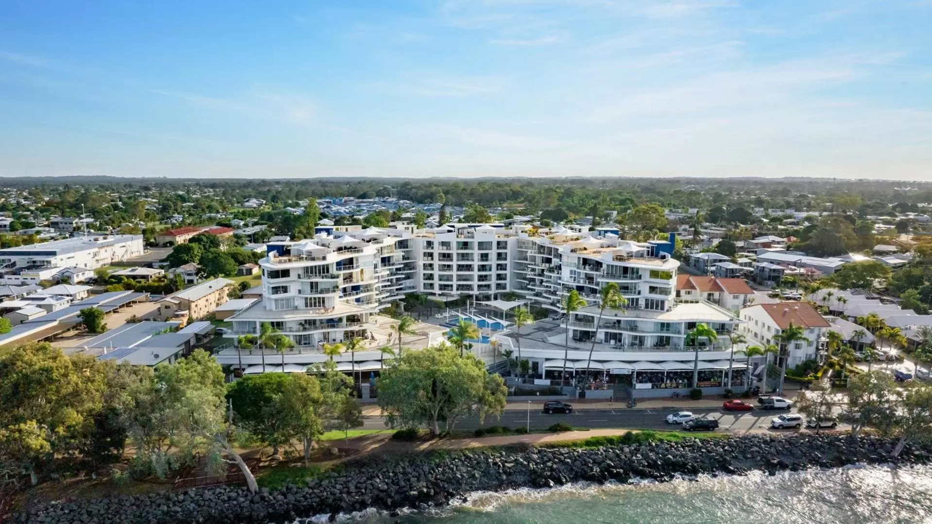 Property building in Oaks Hervey Bay Resort and Spa