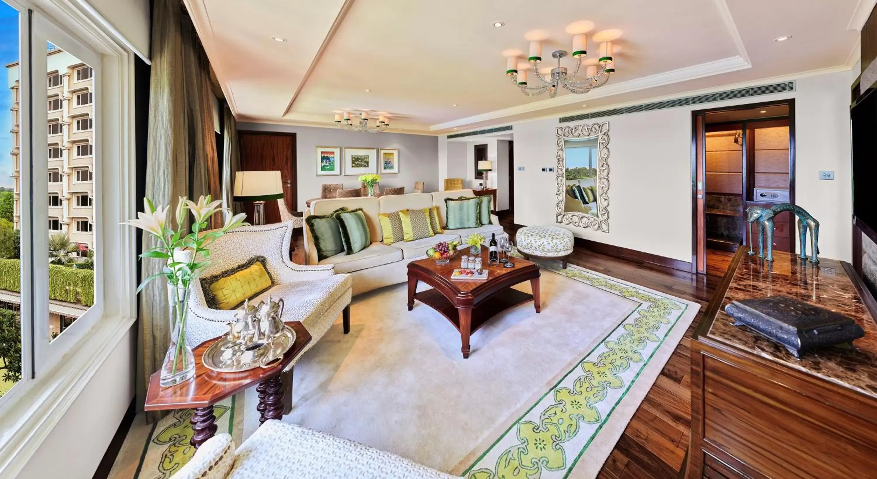 Living room, Seating Area in Taj Palace, New Delhi