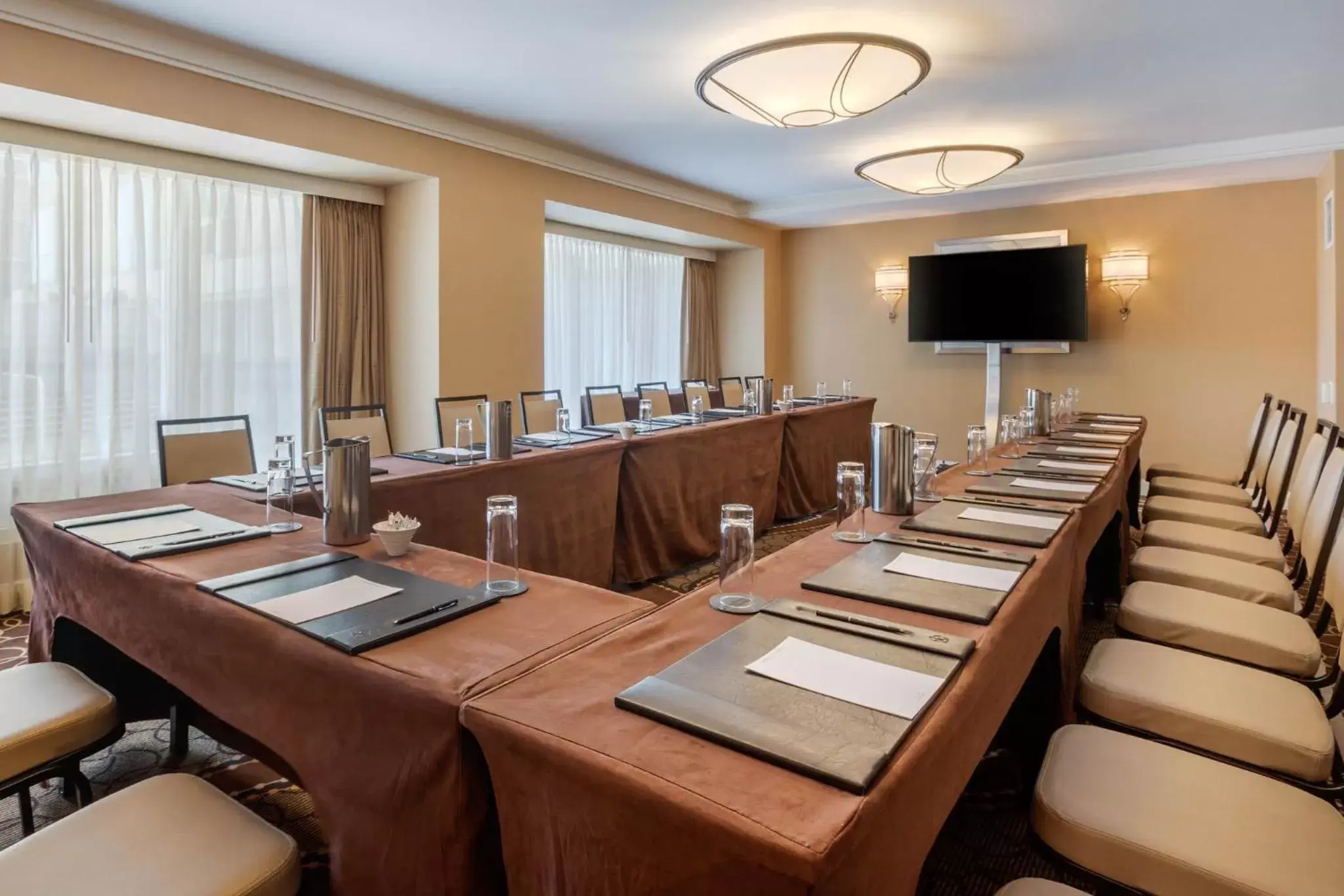 Meeting/conference room in Omni Los Angeles Hotel