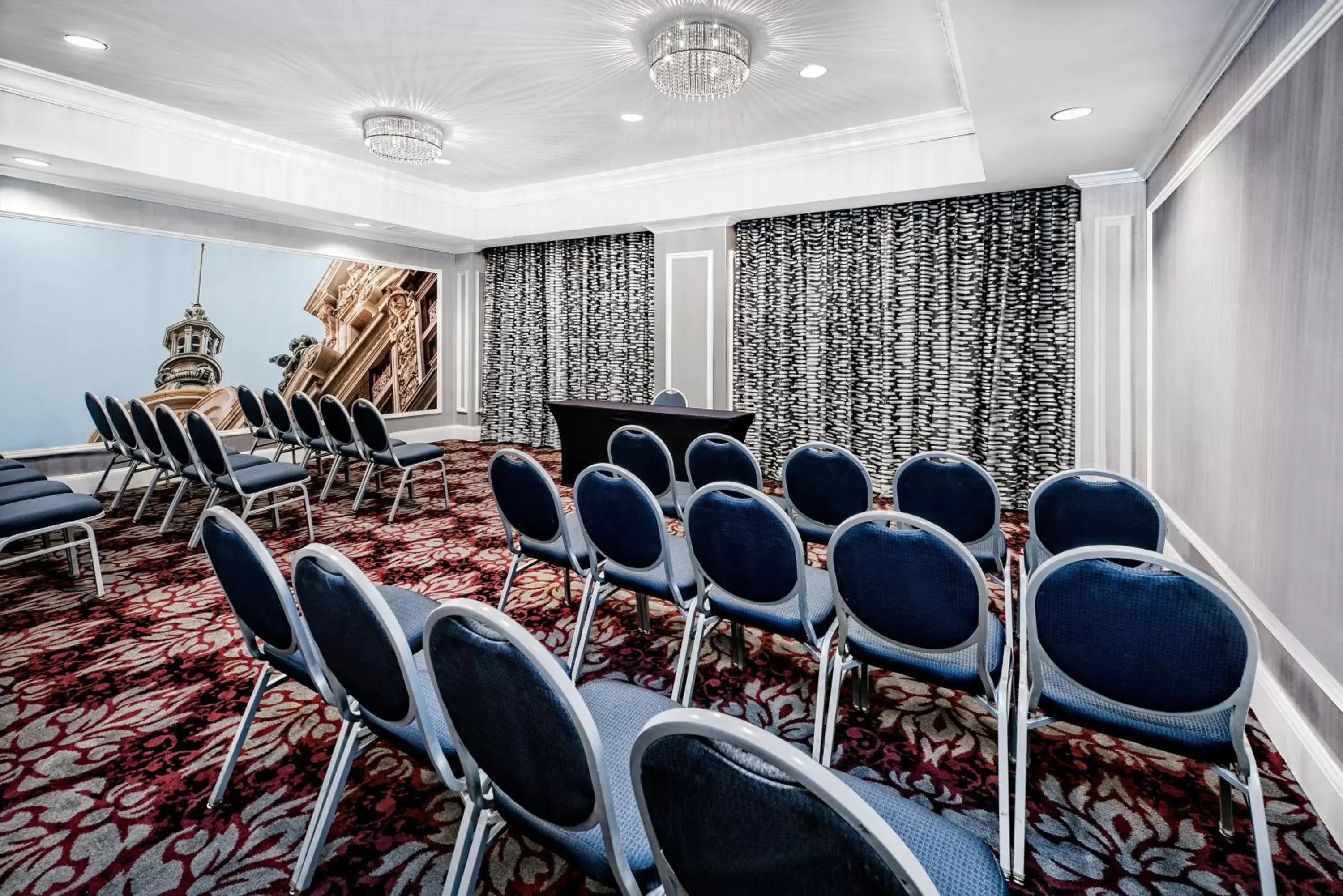 Meeting/conference room in Hotel Indigo Dallas Downtown, an IHG Hotel