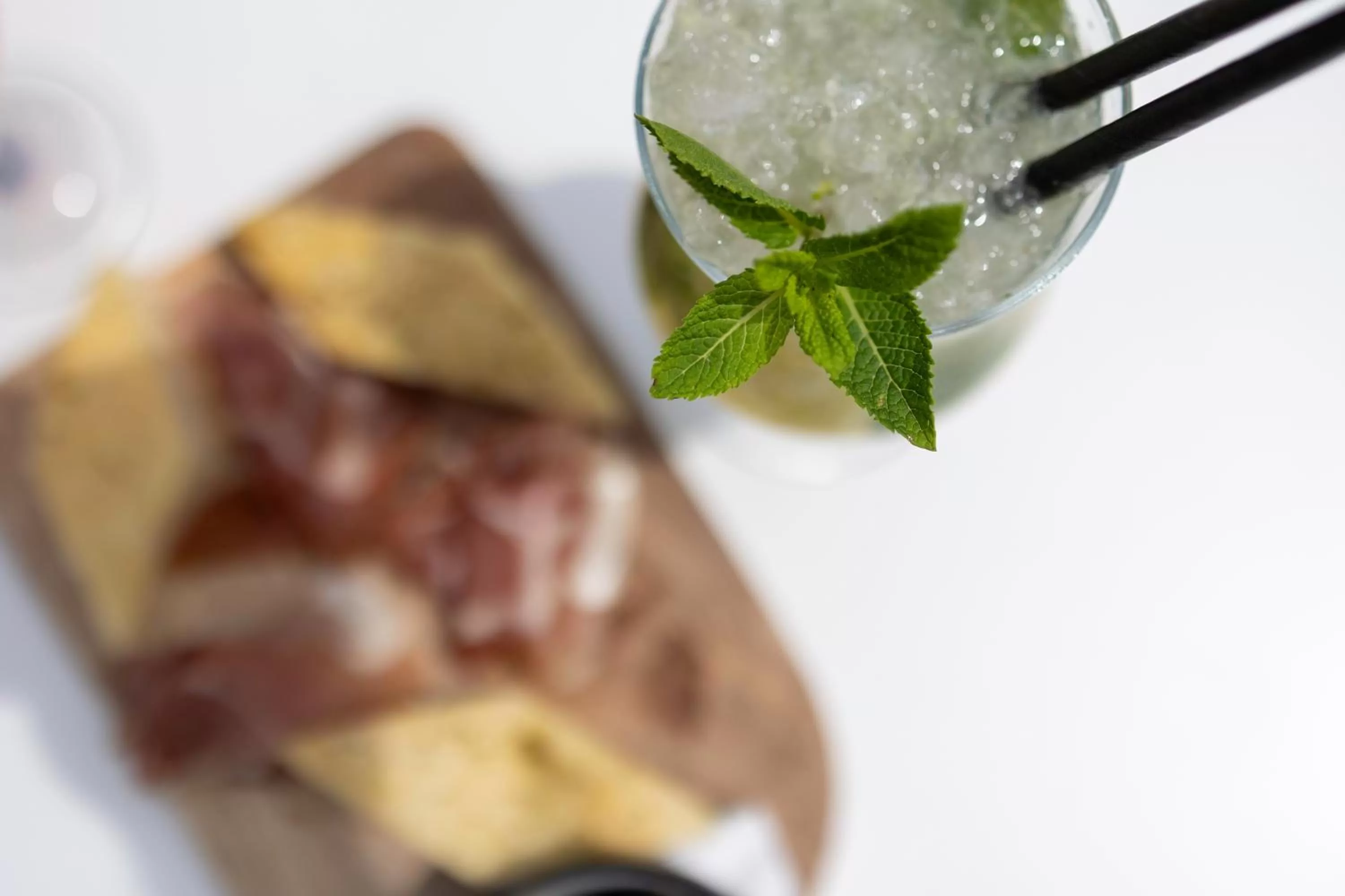 Restaurant/places to eat in Hôtel restaurant Kyriad Fréjus