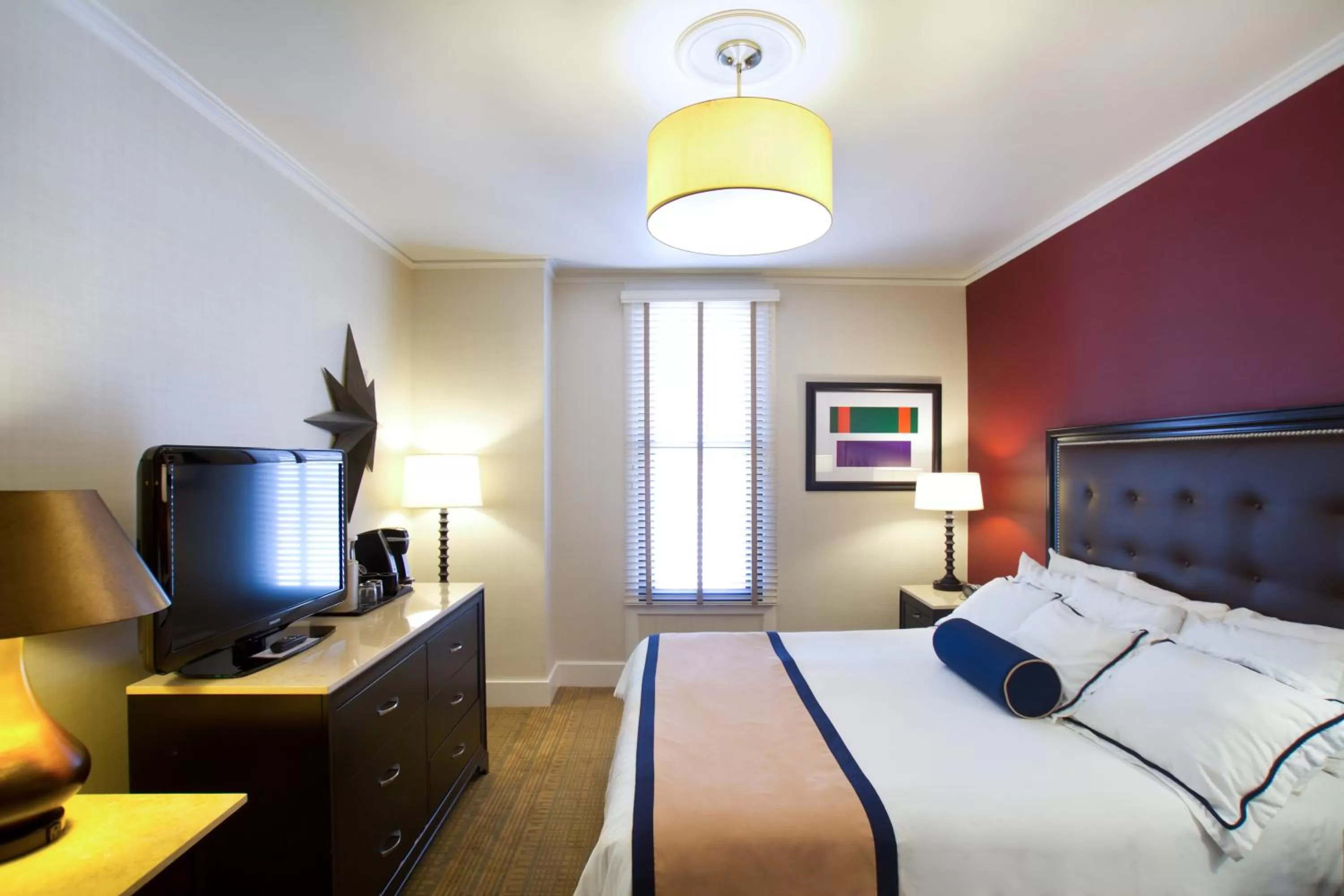 Bed in Marines' Memorial Club & Hotel Union Square