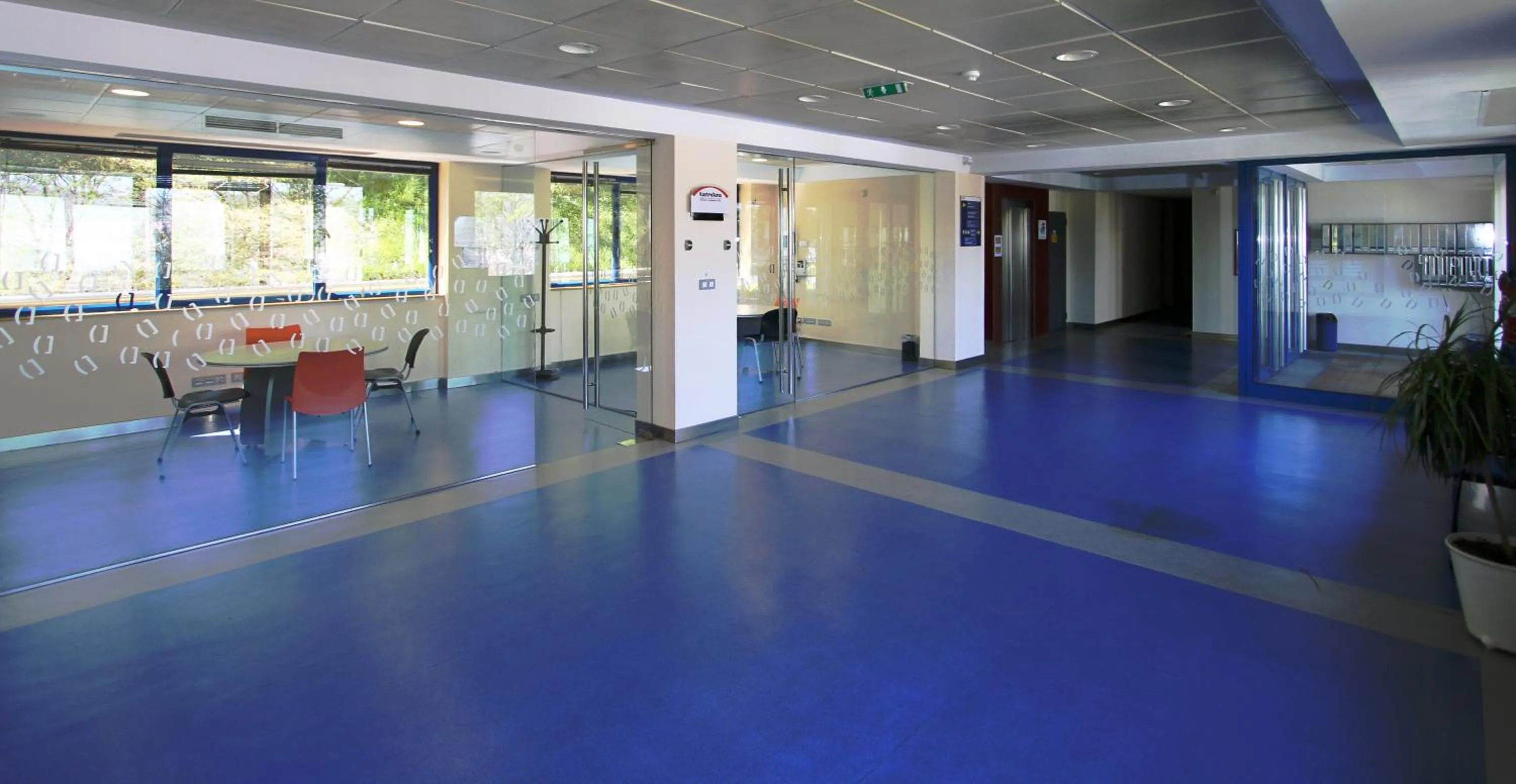 Meeting/conference room in Bilbao Hostel