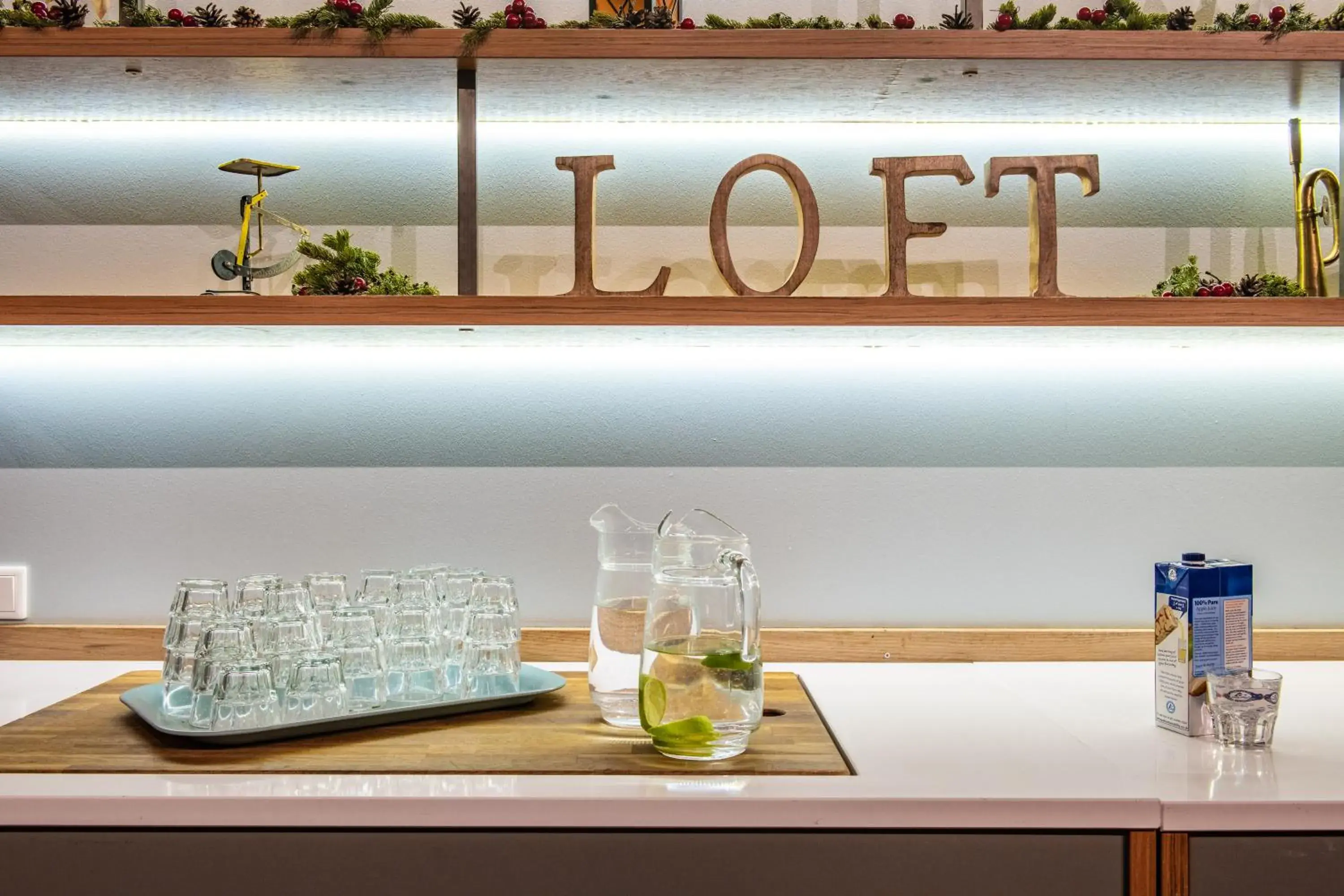 Lounge or bar in Loft - HI Hostel