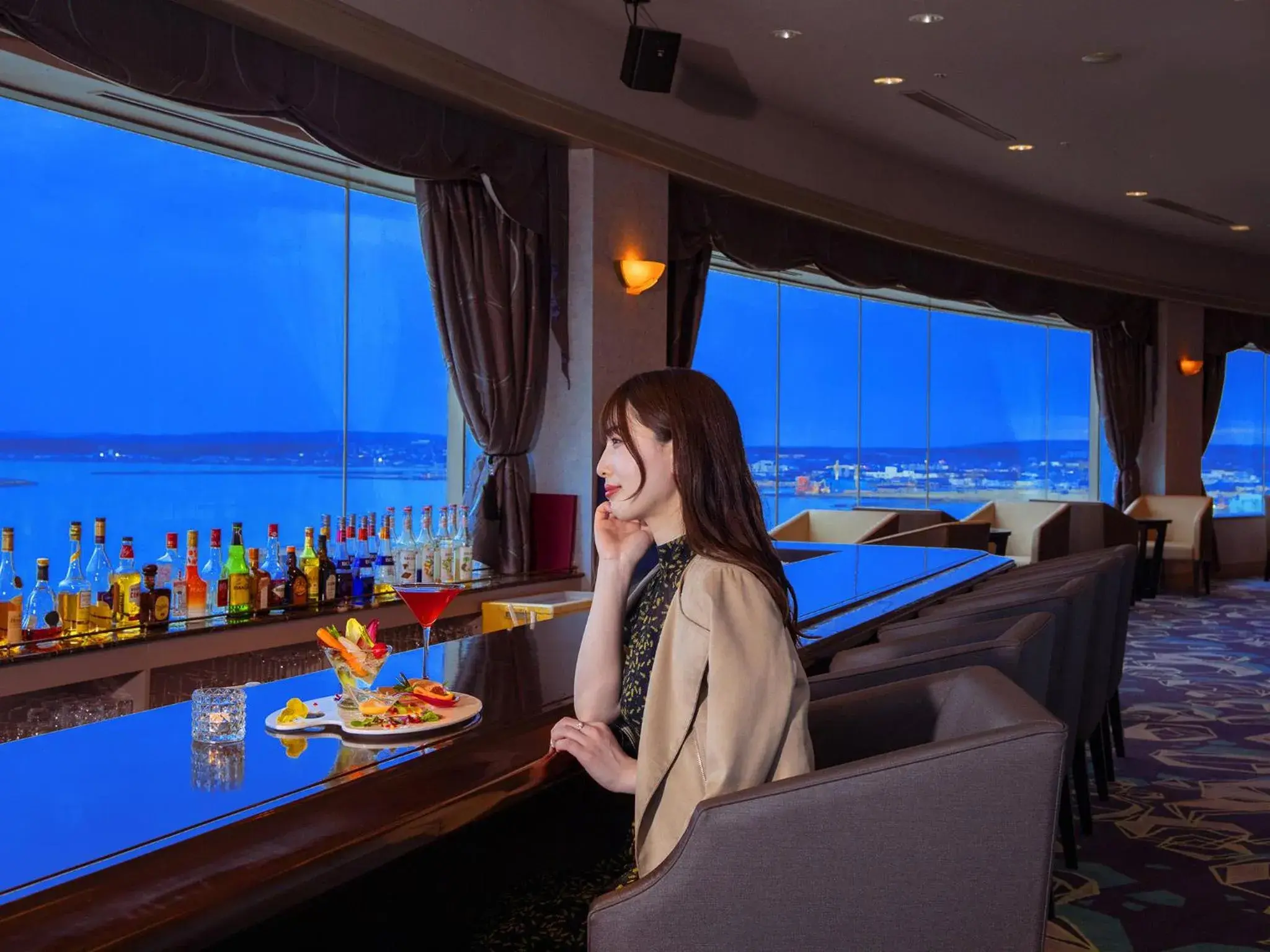 Lounge or bar in Surfeel Hotel Wakkanai