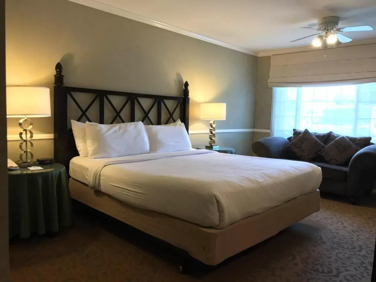 King Room - ADA Accessible in The Morgan Hotel San Simeon