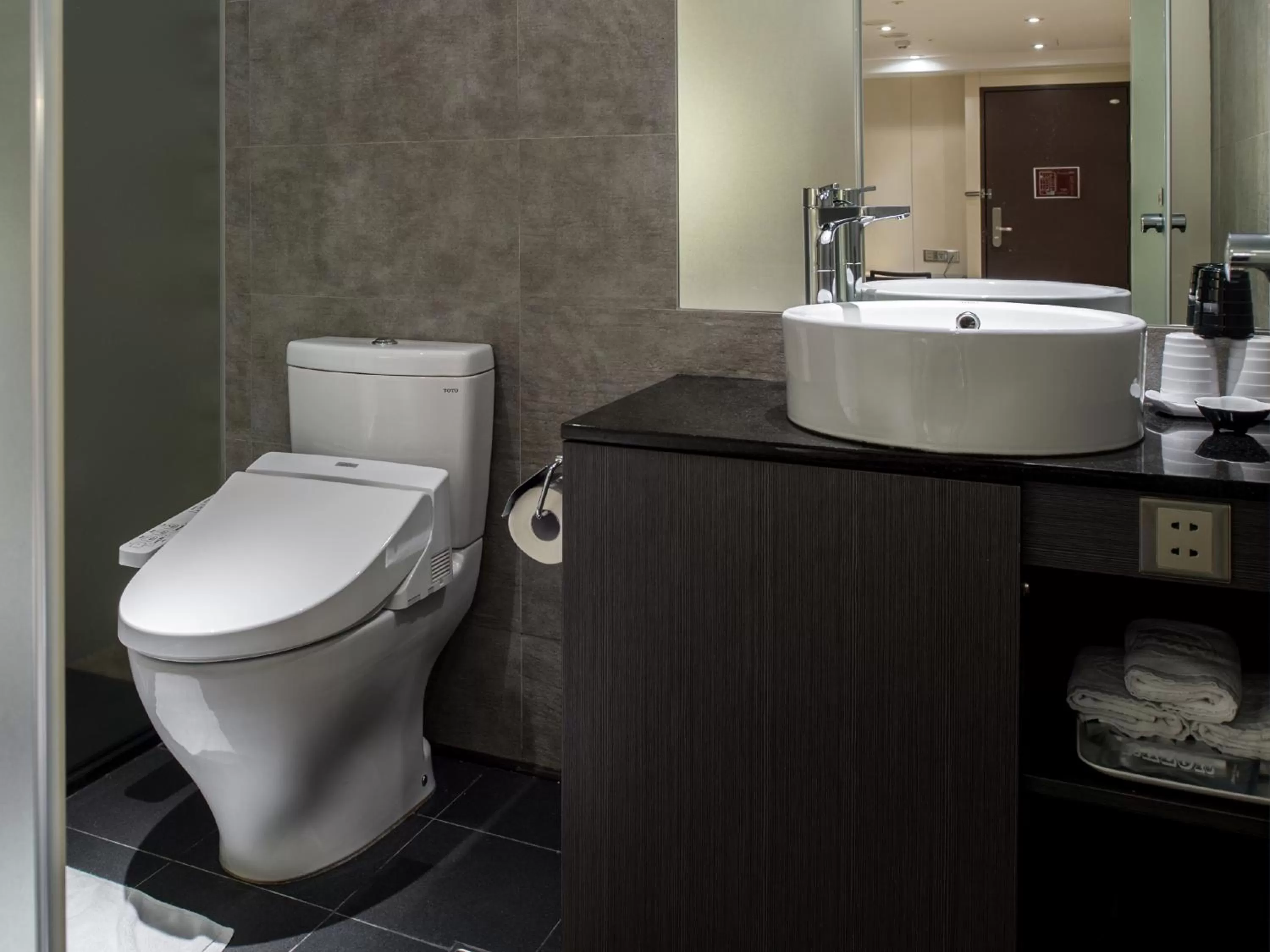 Bathroom in Hotel Relax I