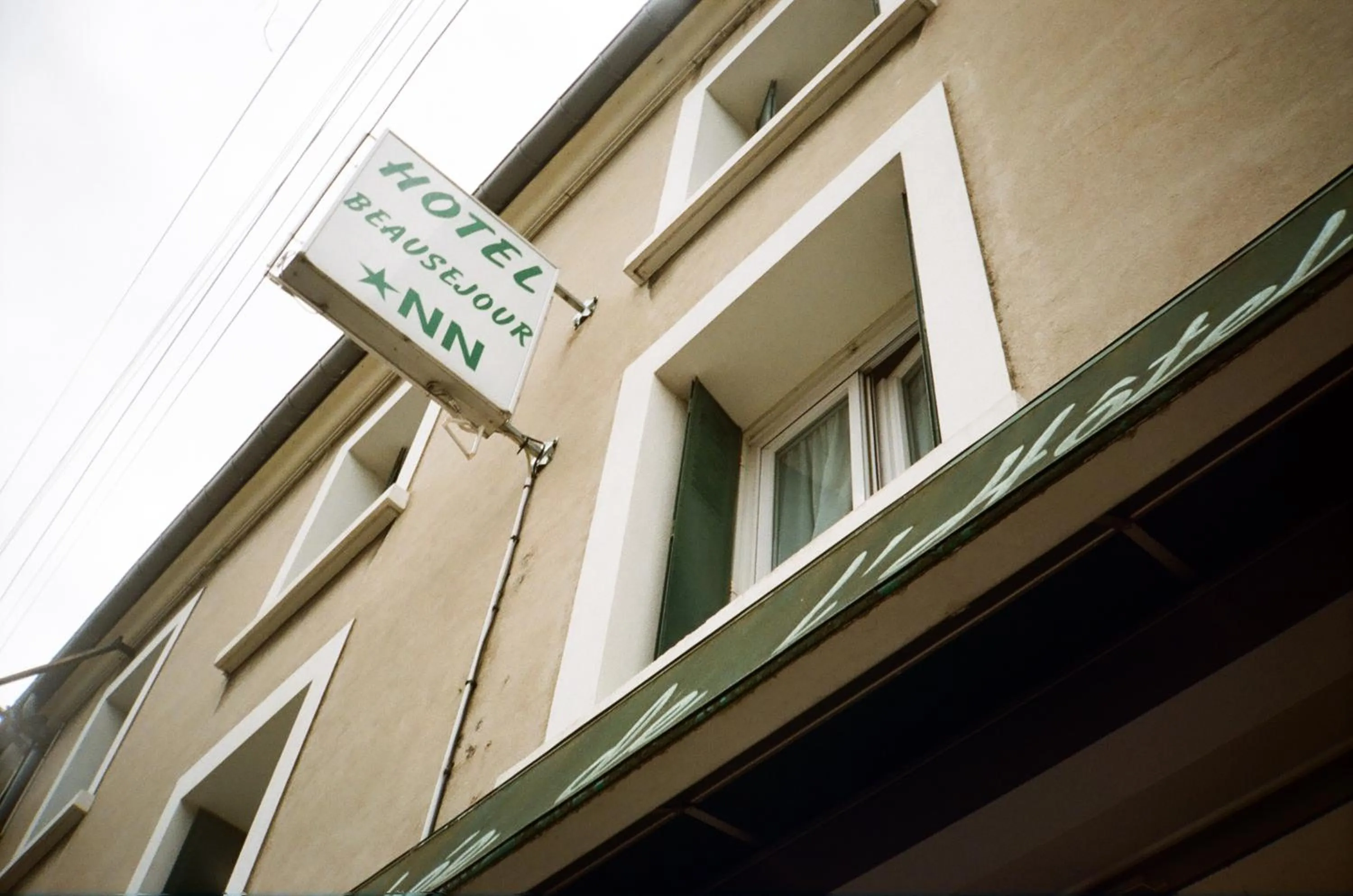 Facade/entrance in Hôtel Beauséjour