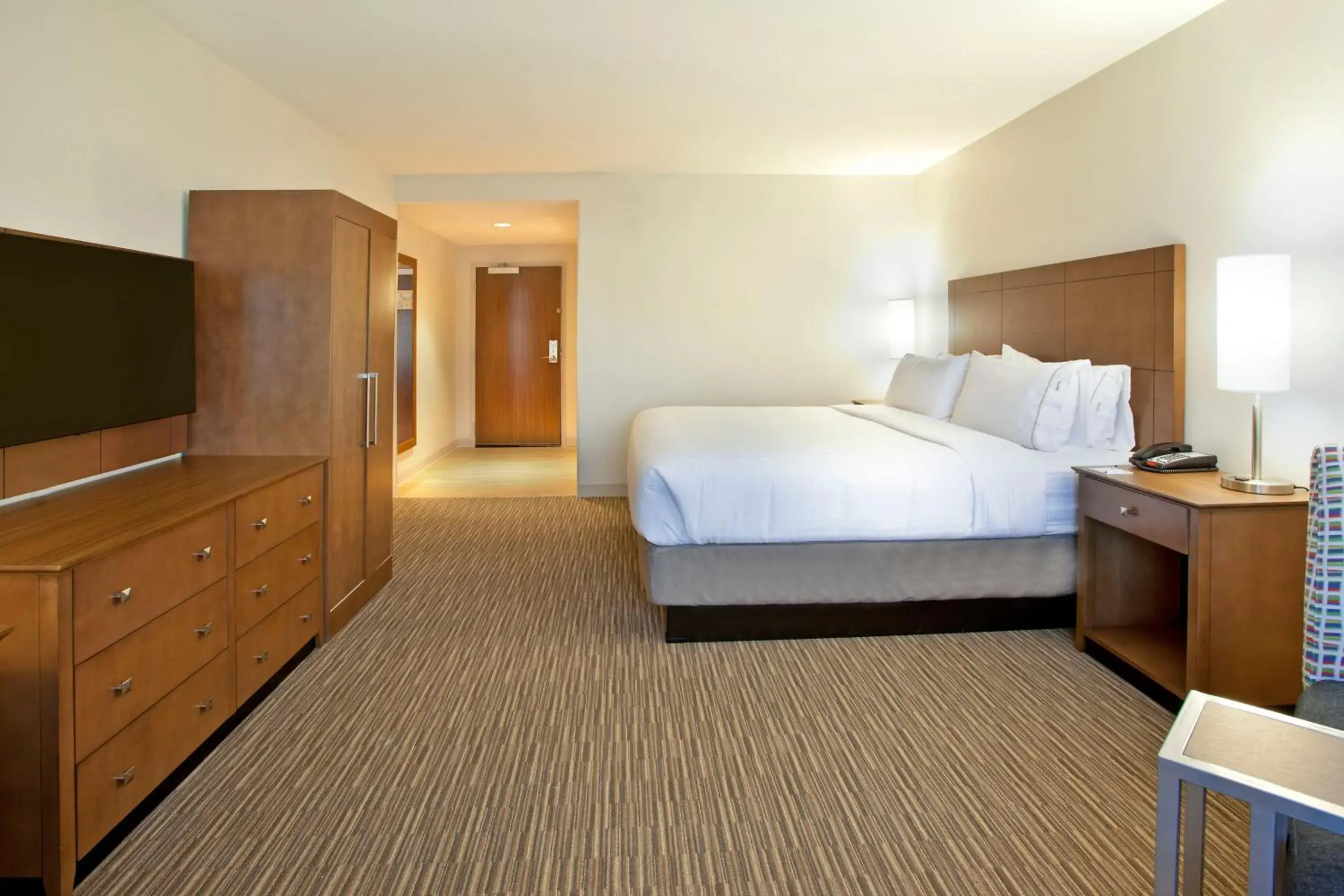 Photo of the whole room, Bed in Holiday Inn Express Hotel & Suites Austin Downtown - University, an IHG Hotel