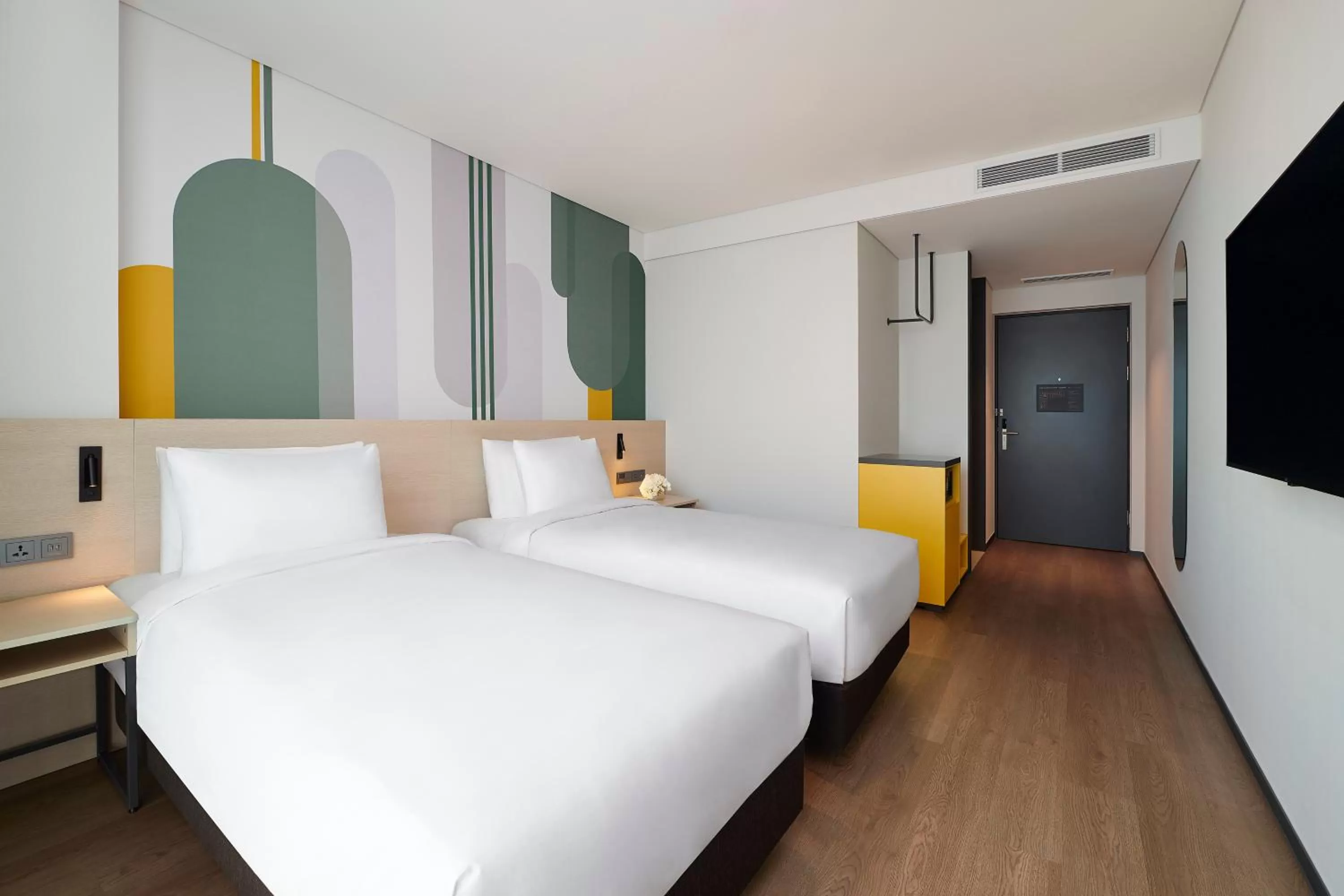 Bed in ibis Styles Ambassador Incheon Airport T2