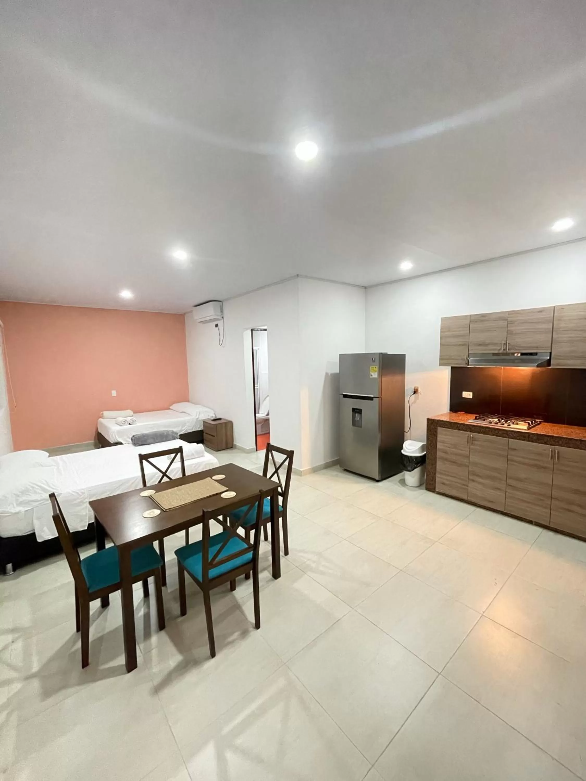 Quadruple Room with Private Bathroom in Apartahotel Caribe Diez