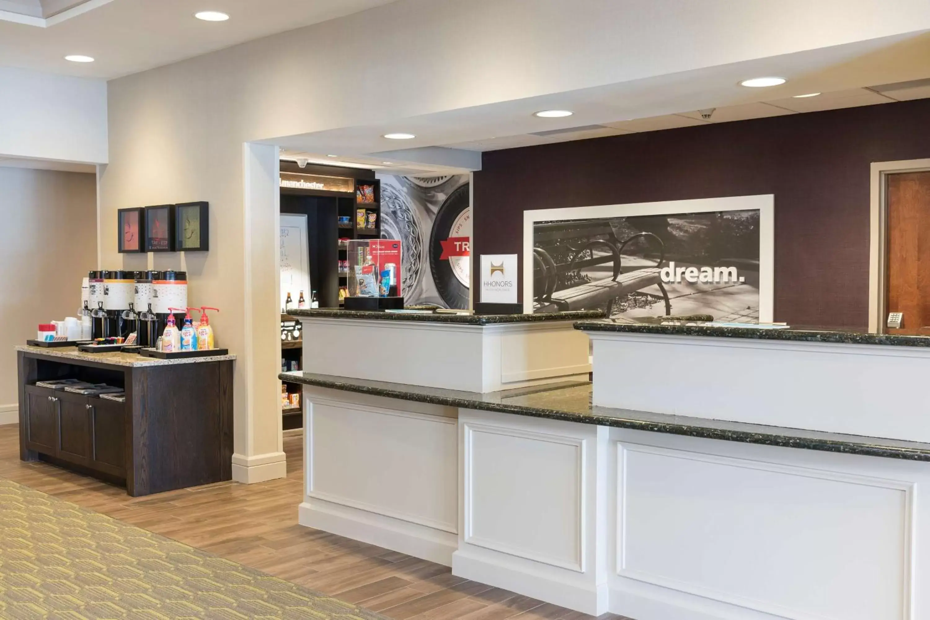 Lobby or reception, Lobby/Reception in Hampton Inn & Suites Hartford-Manchester