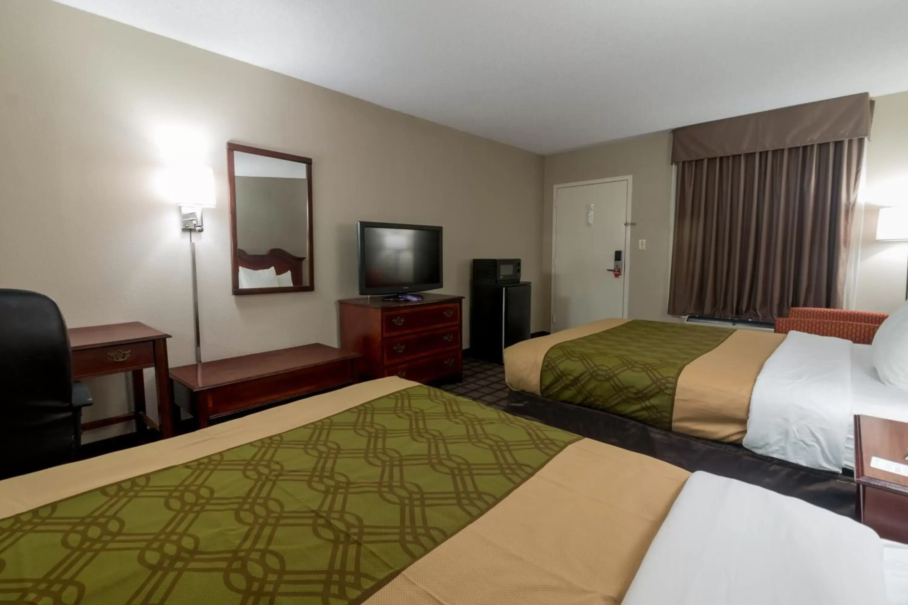 Queen Room with Two Queen Beds - Non-Smoking in Econo Lodge South Garner