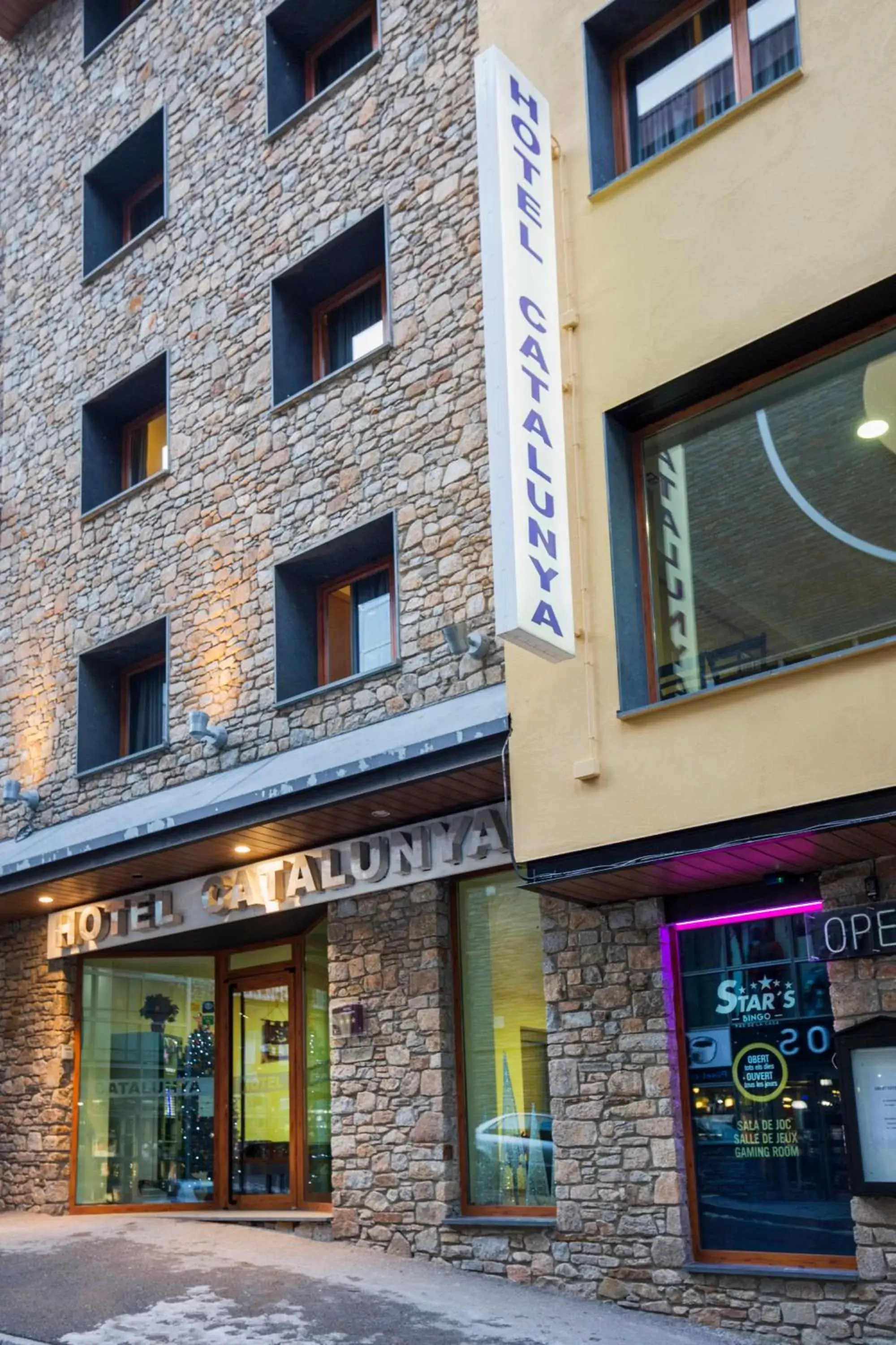 Facade/entrance in Hotel Catalunya Ski