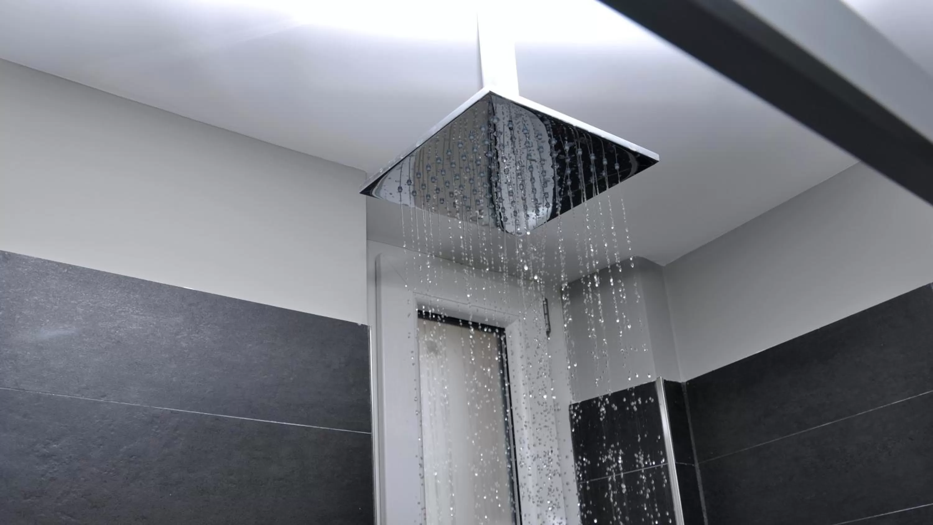 Shower in B&B Casa Angelini