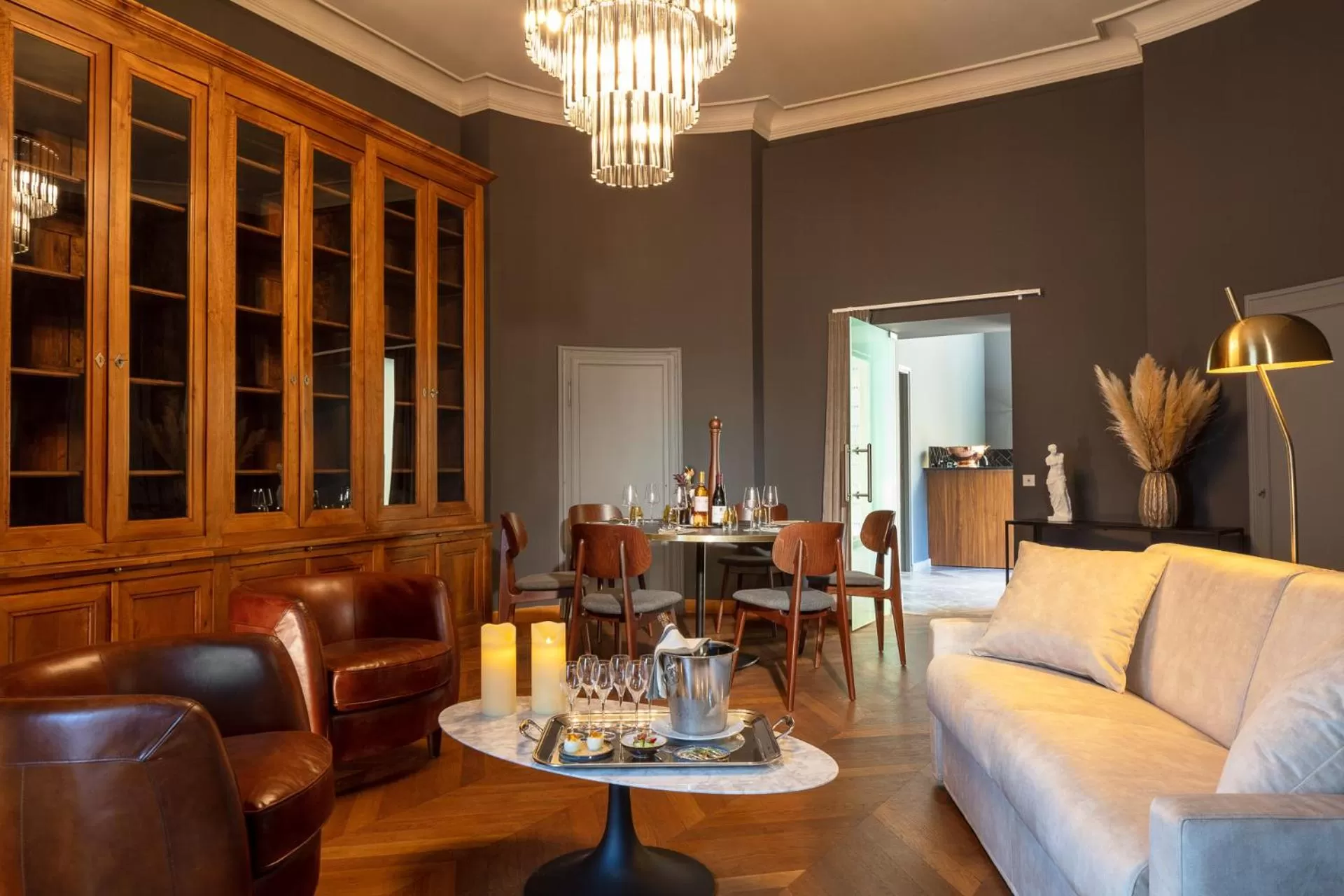 Living room in Margaret - Hôtel Chouleur