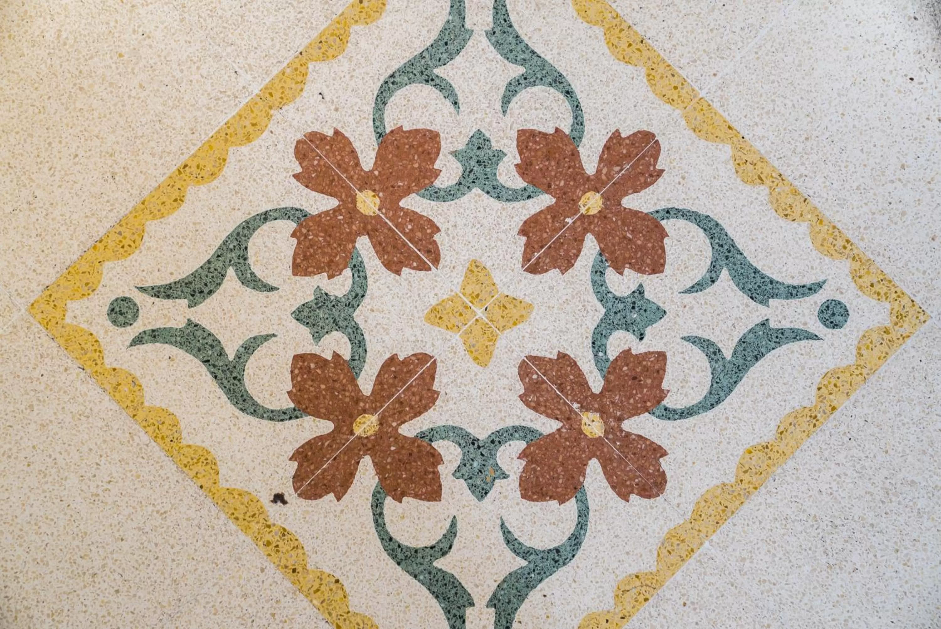 Decorative detail in RossoCorallo B&B