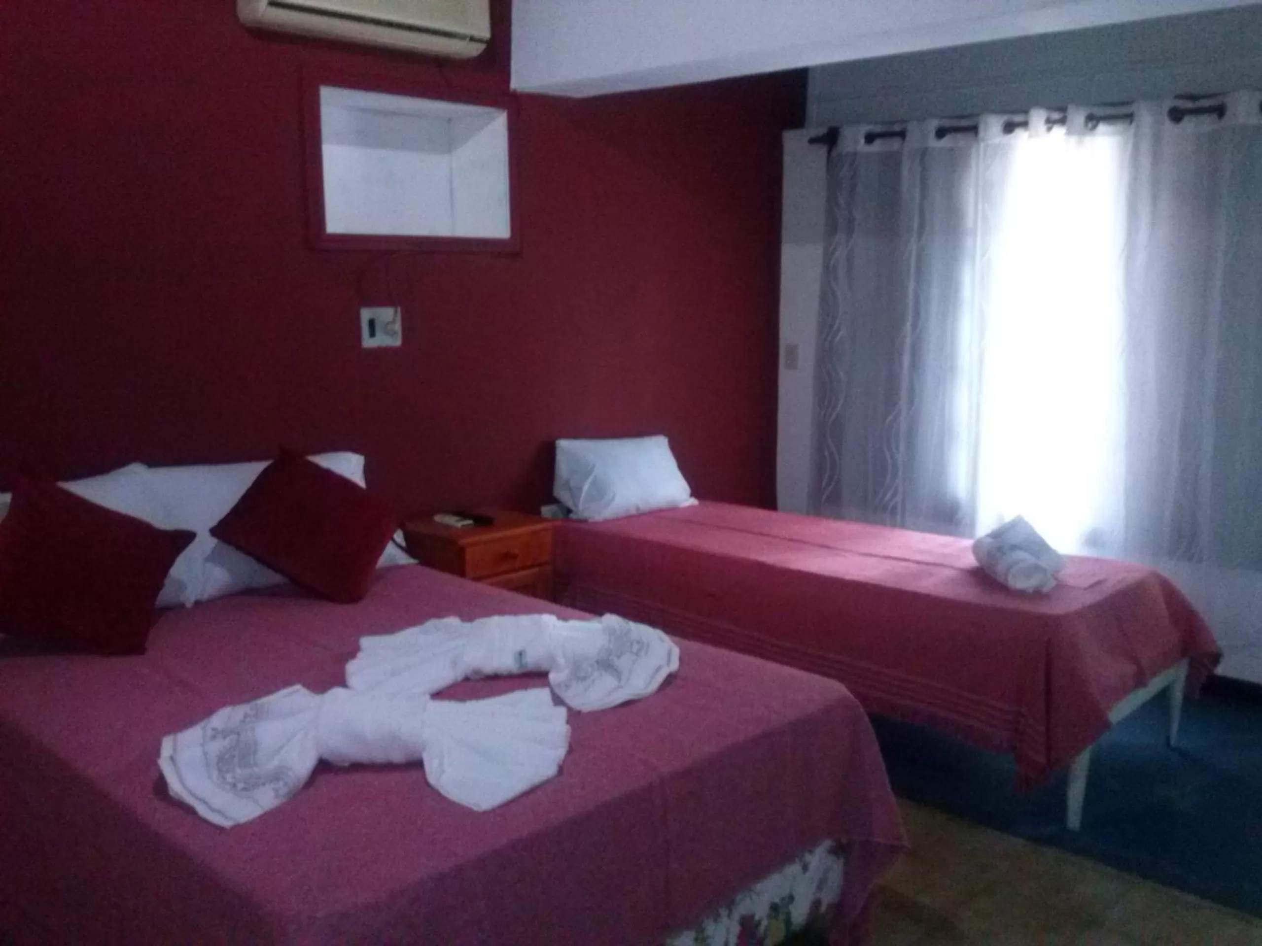 Day, Bed in Petit Hotel Caraguata