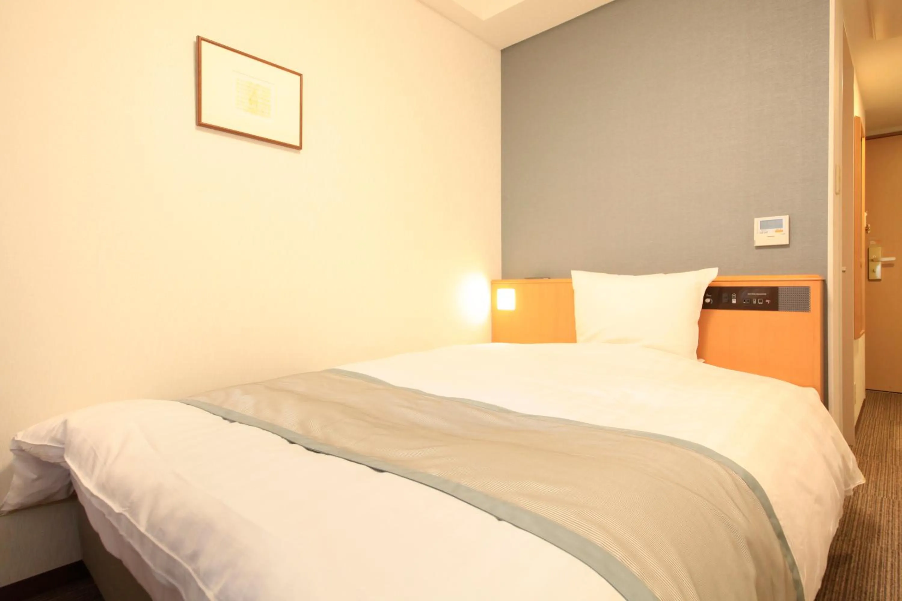 Photo of the whole room, Bed in Richmond Hotel Sapporo Ekimae