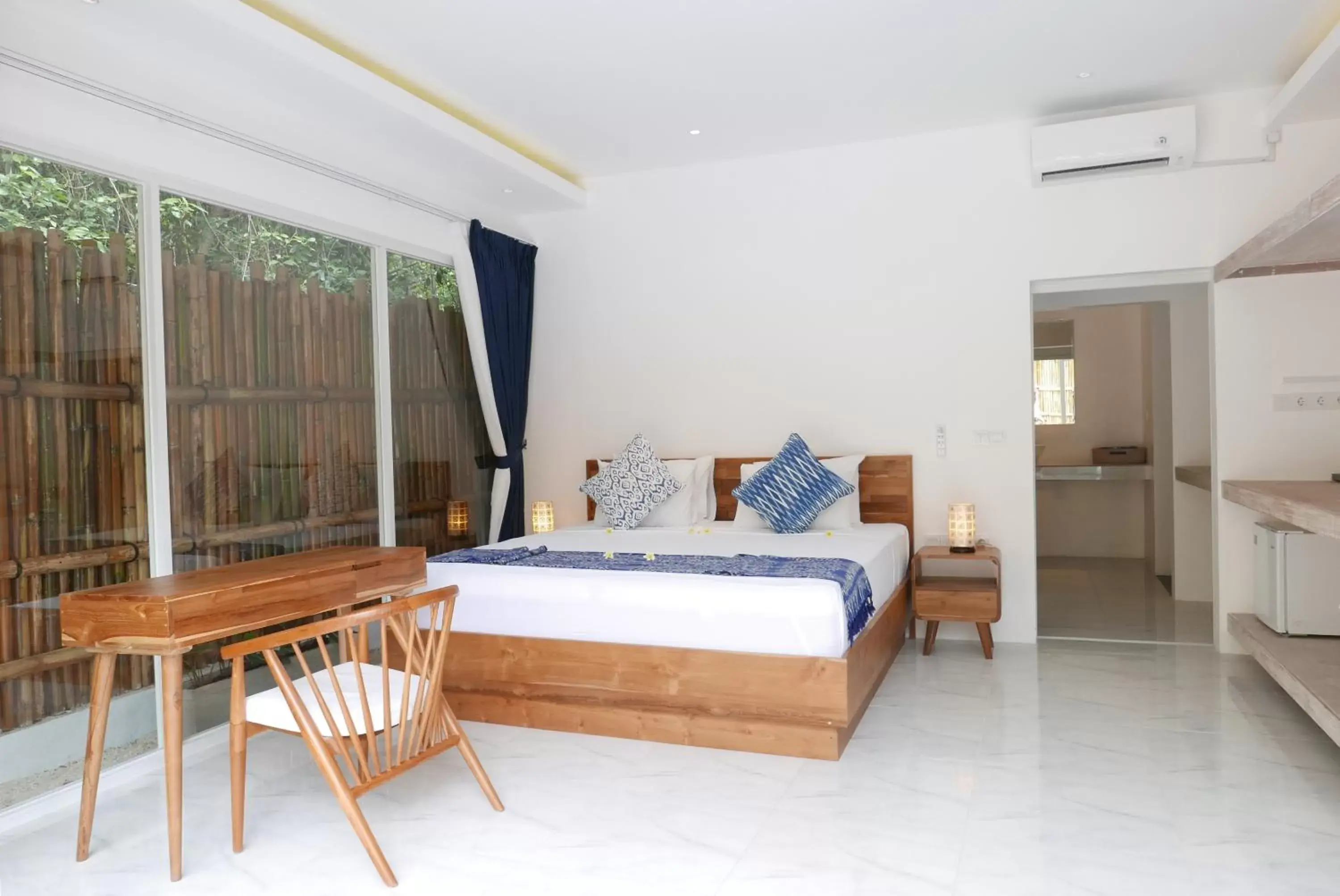 Photo of the whole room, Bed in Seri Resort Gili Meno - Adults Only