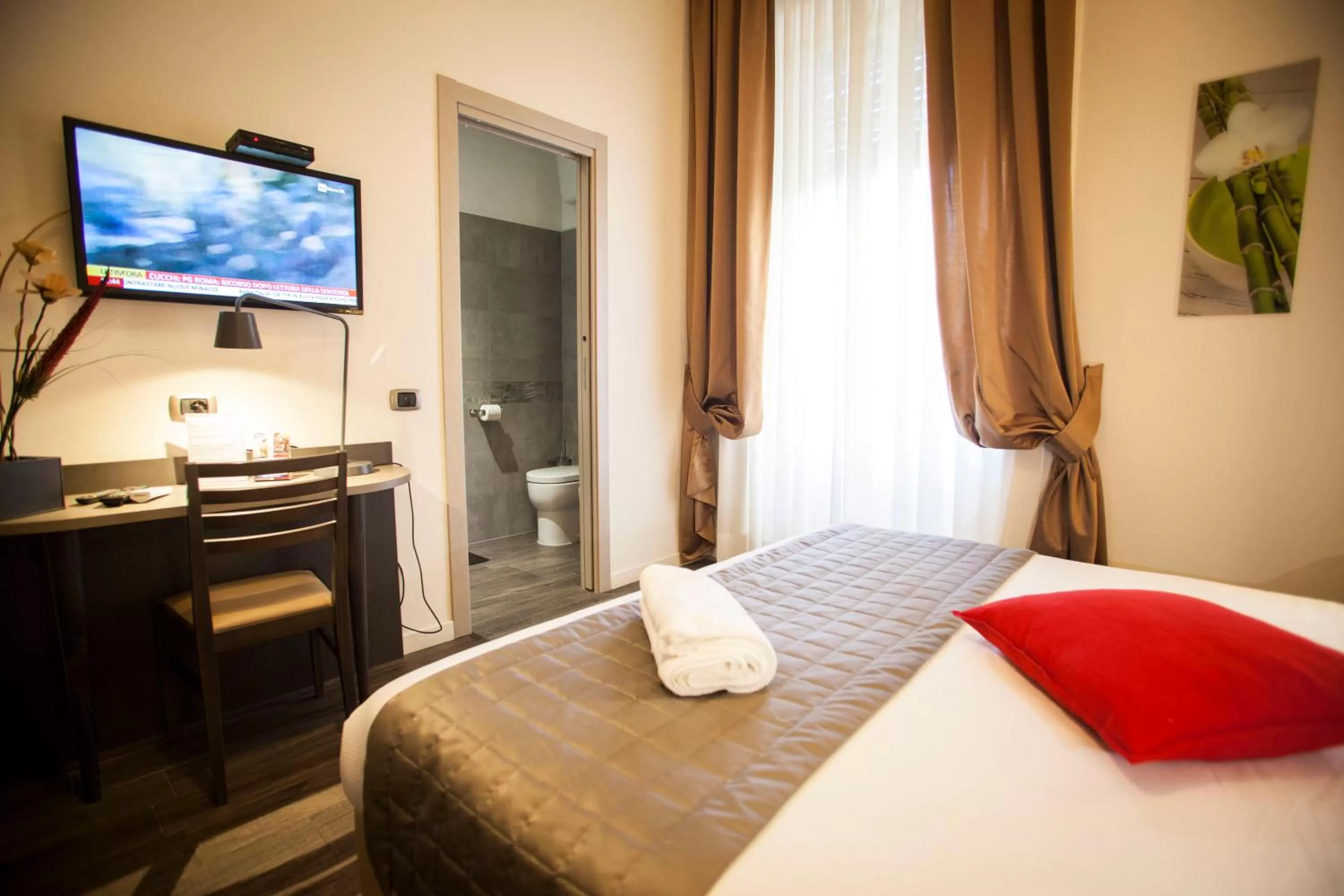 Bed in Aventino Guest House