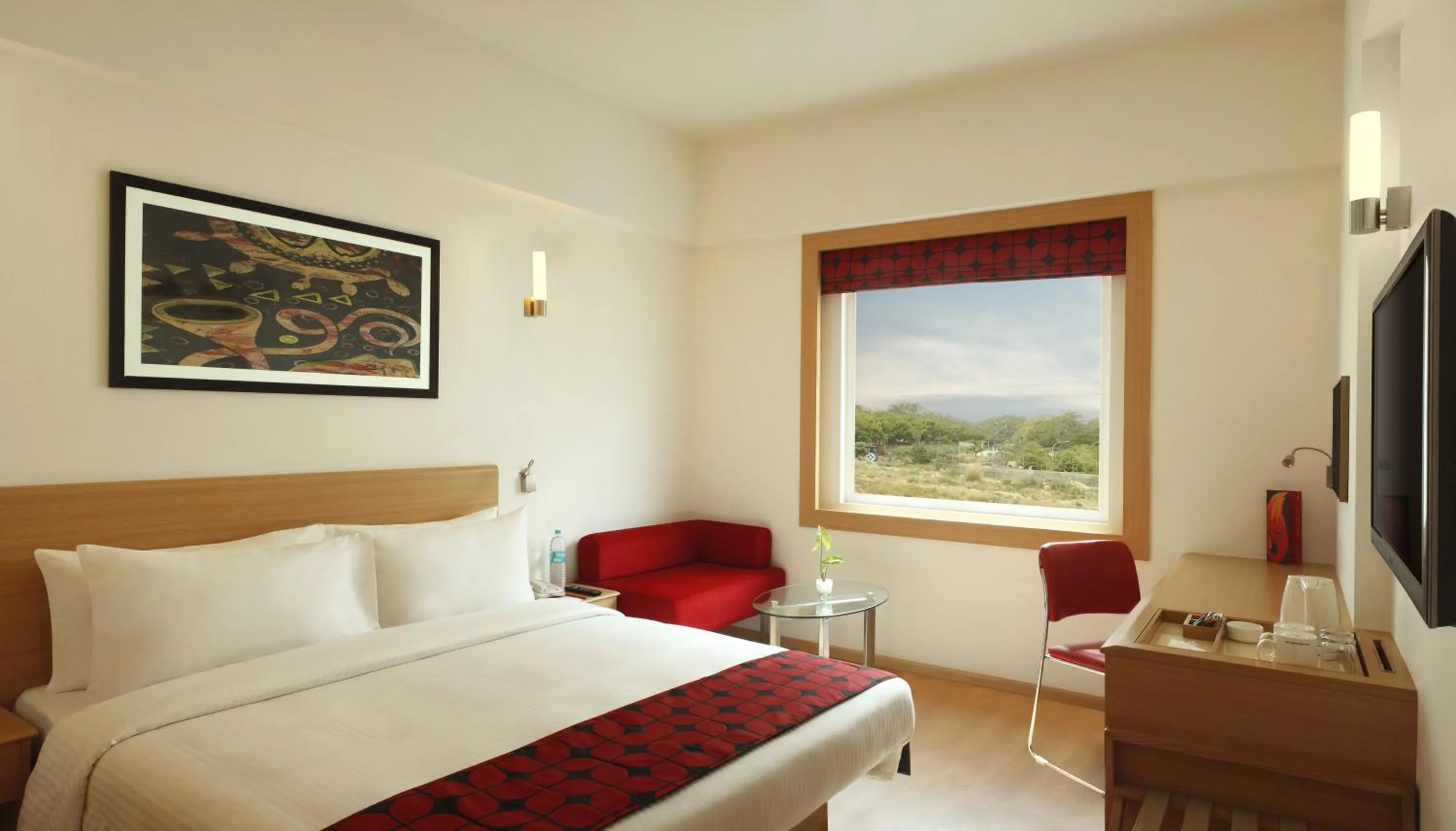 Bedroom, Bed in Red Fox by Lemon Tree Hotels, Jaipur