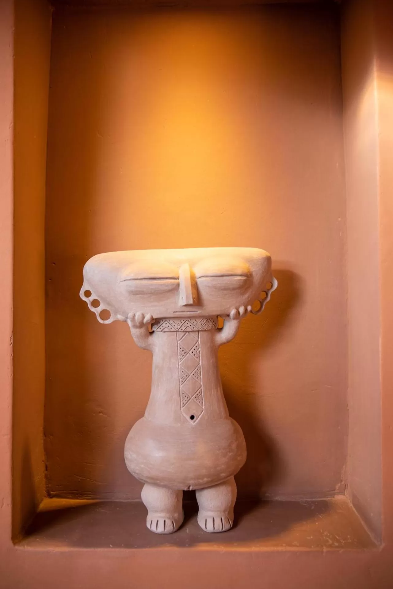 Decorative detail in Hotel Pat'ta Hoiri