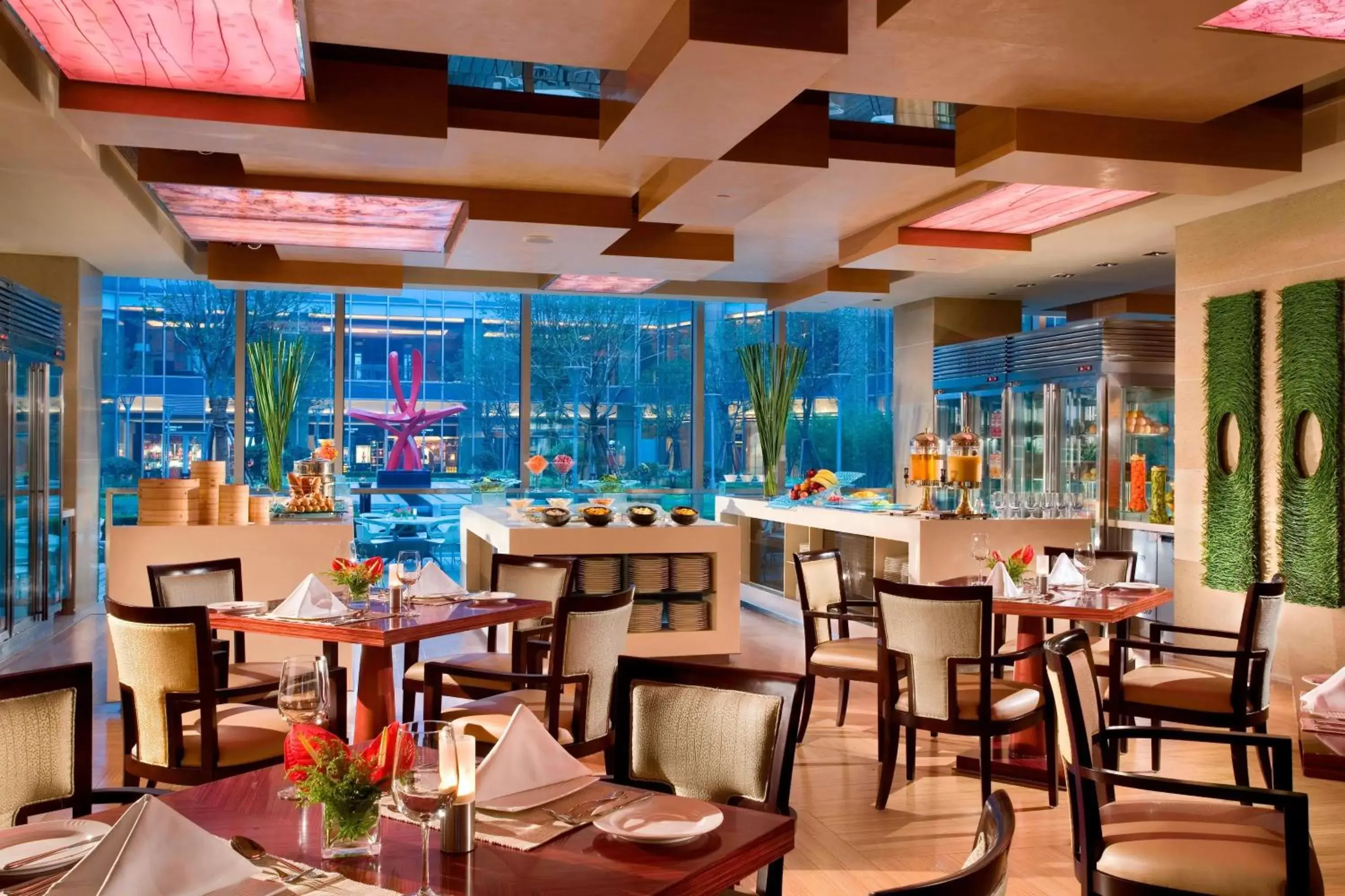 Restaurant/Places to Eat in Sheraton Grand Shanghai Pudong Hotel & Residences