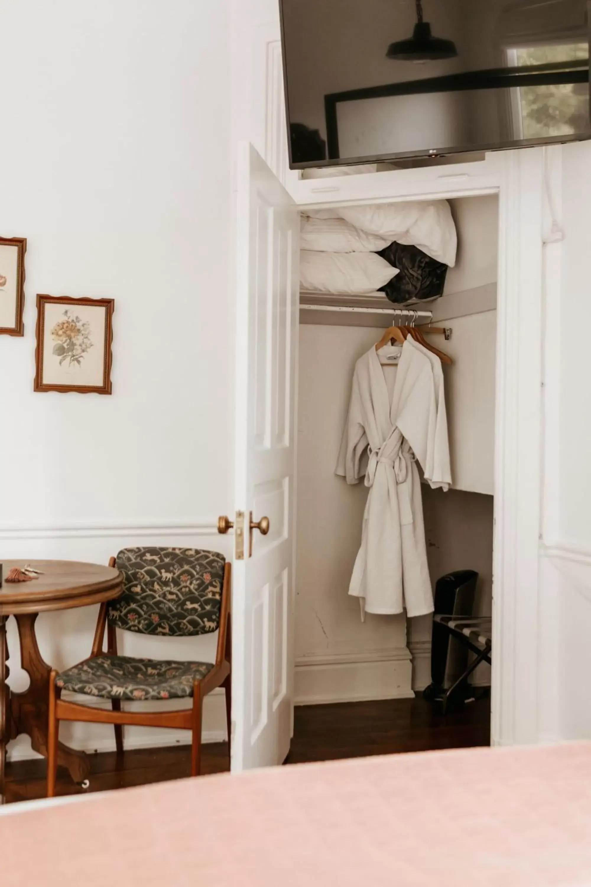 Bathroom in Ellerbeck Bed & Breakfast