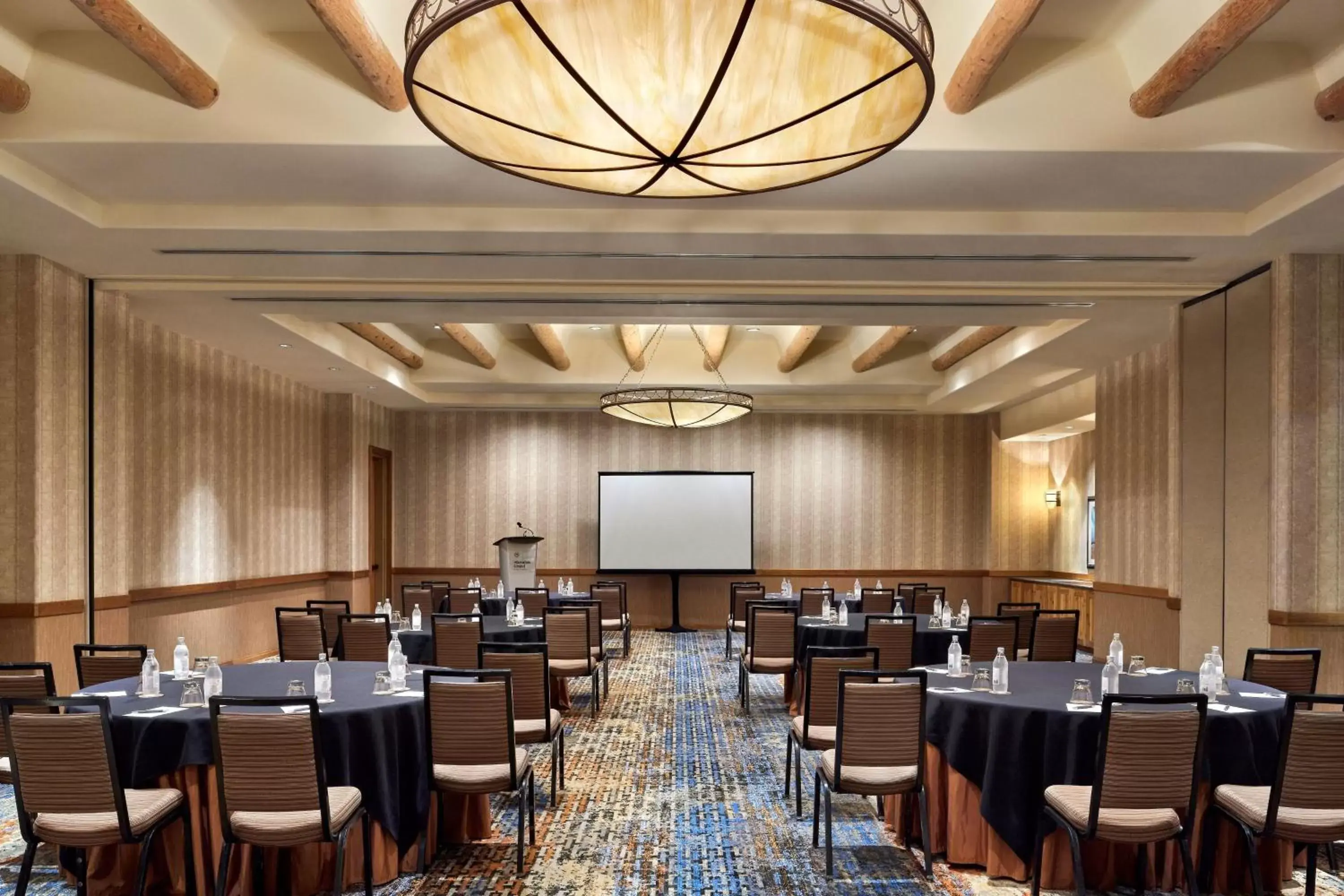 Meeting/conference room in Sheraton Grand at Wild Horse Pass