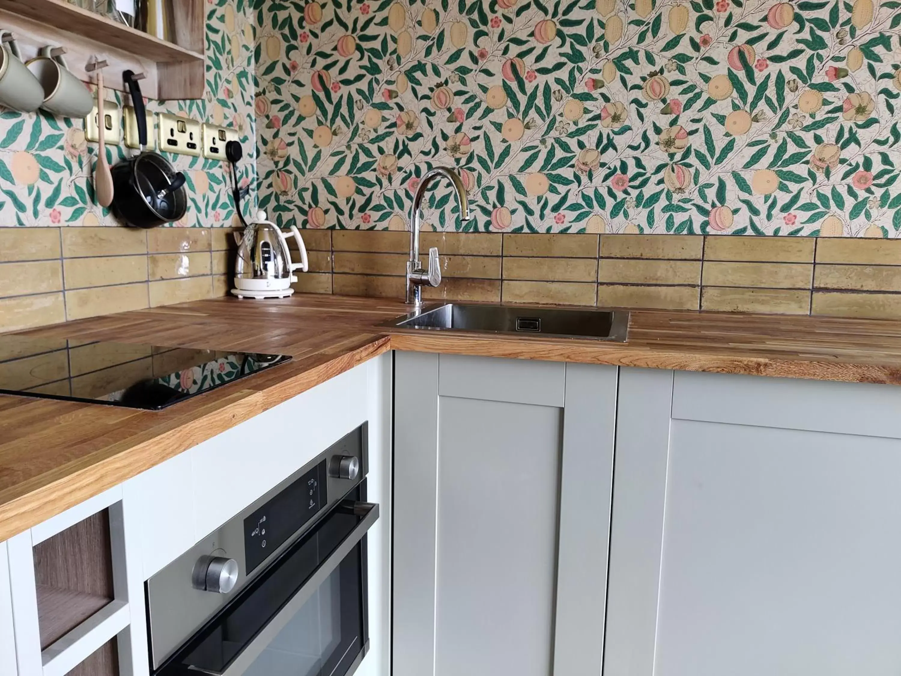 Kitchen or kitchenette, Kitchen/Kitchenette in Hanley House