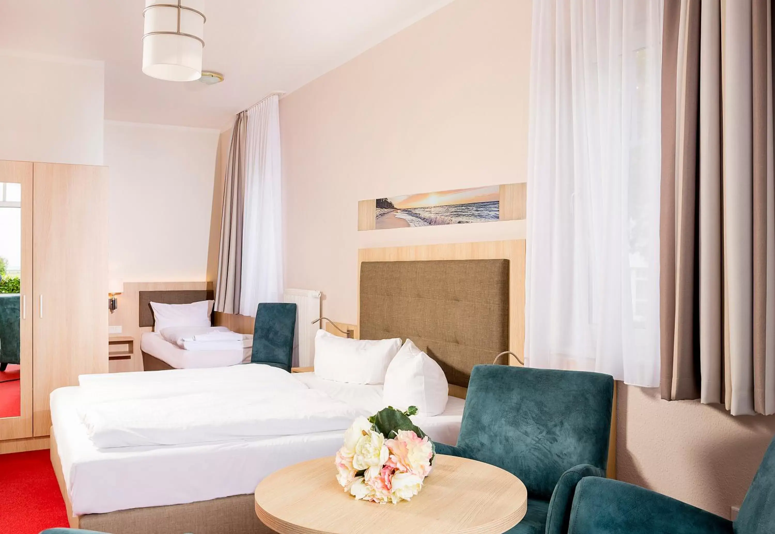 Bedroom, Bed in Garni Eden Hotels
