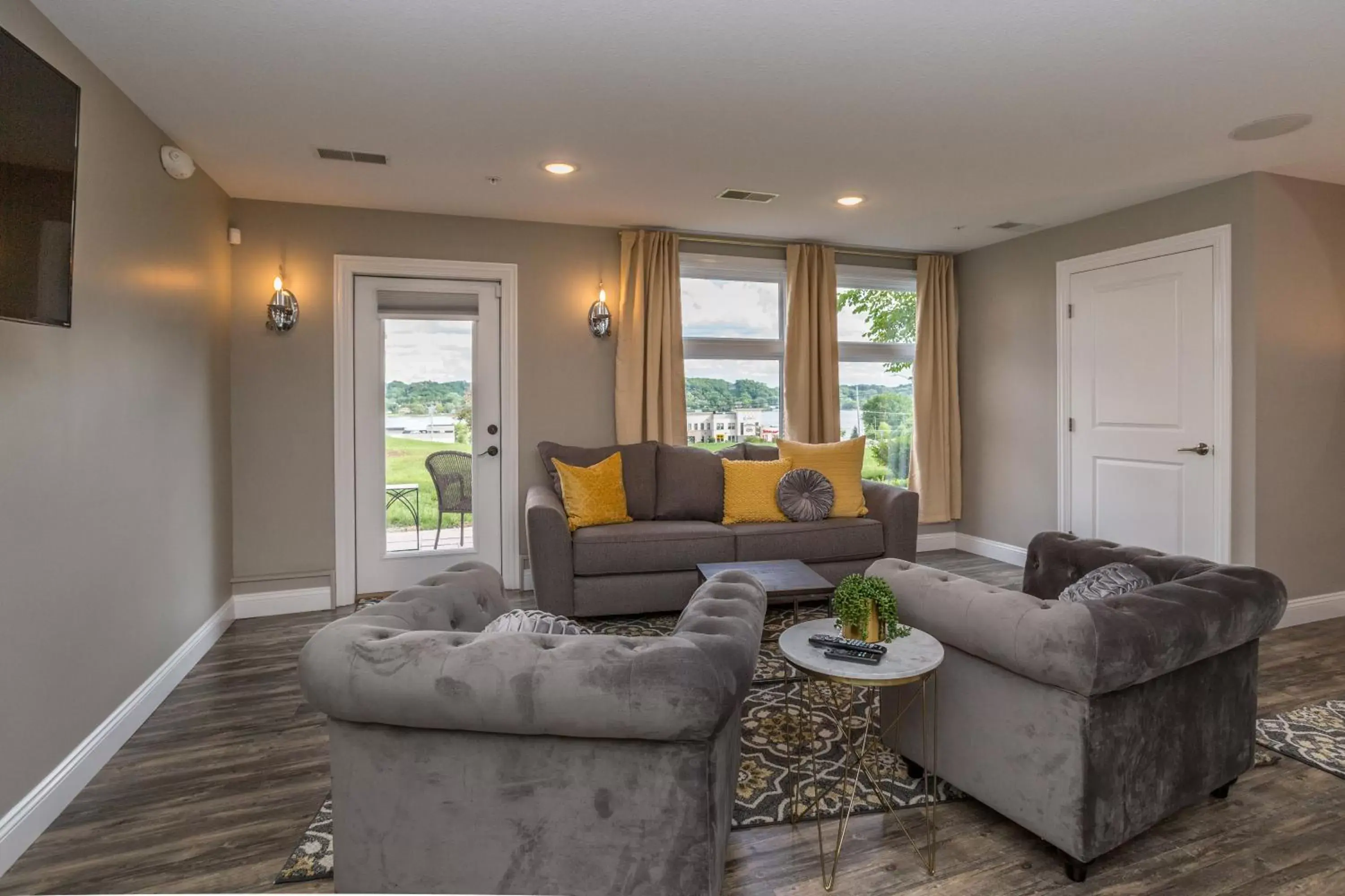 Living room, Seating Area in River View Lodge