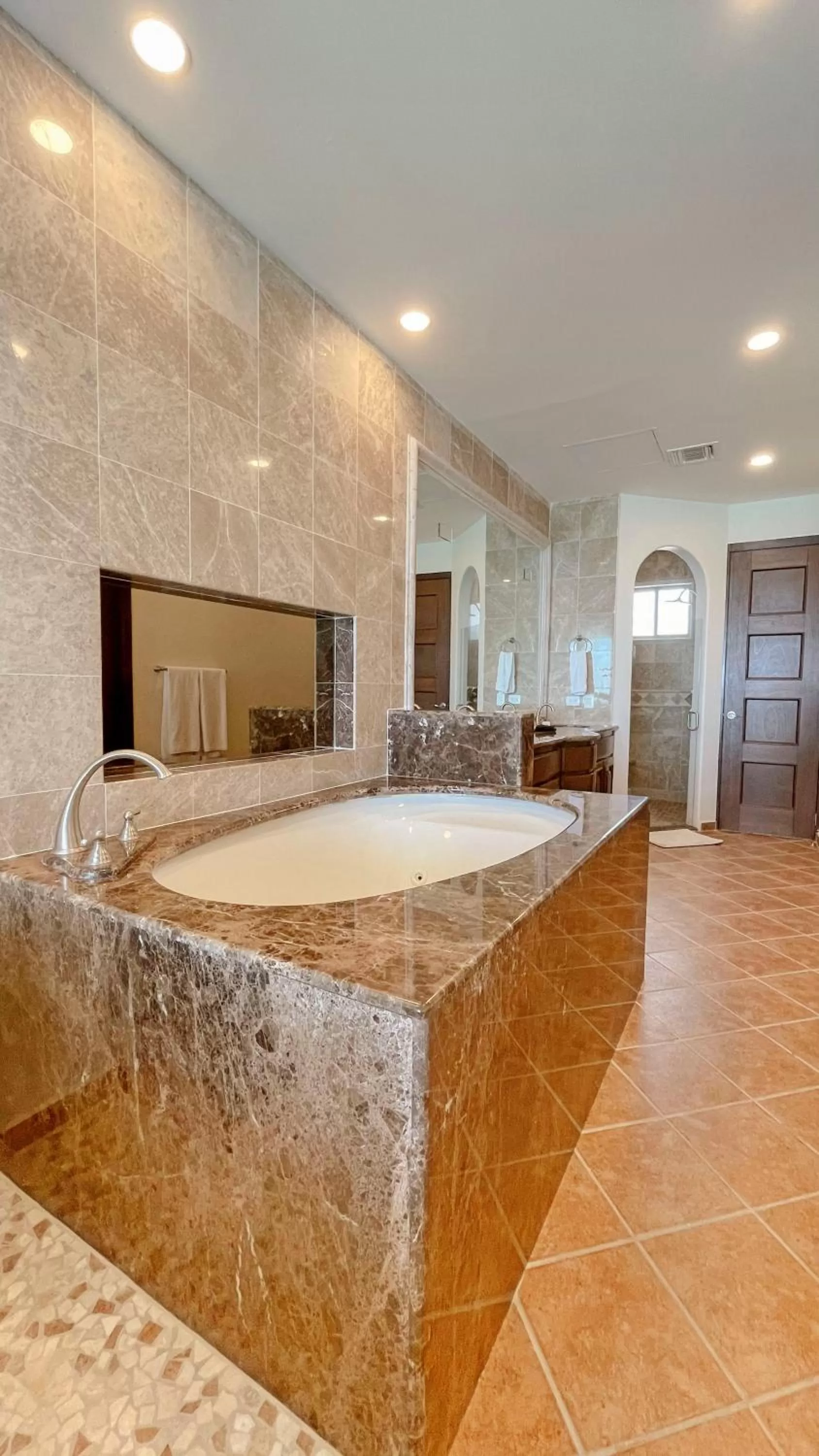 Esmeralda Beach Resort