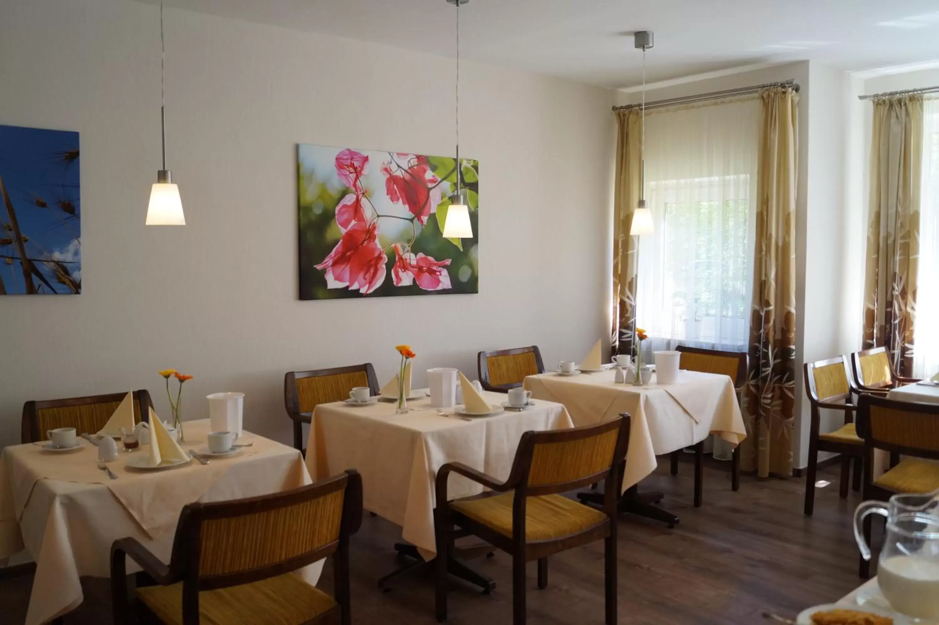 Breakfast, Restaurant/Places to Eat in Hotel Forsthaus St. Hubertus