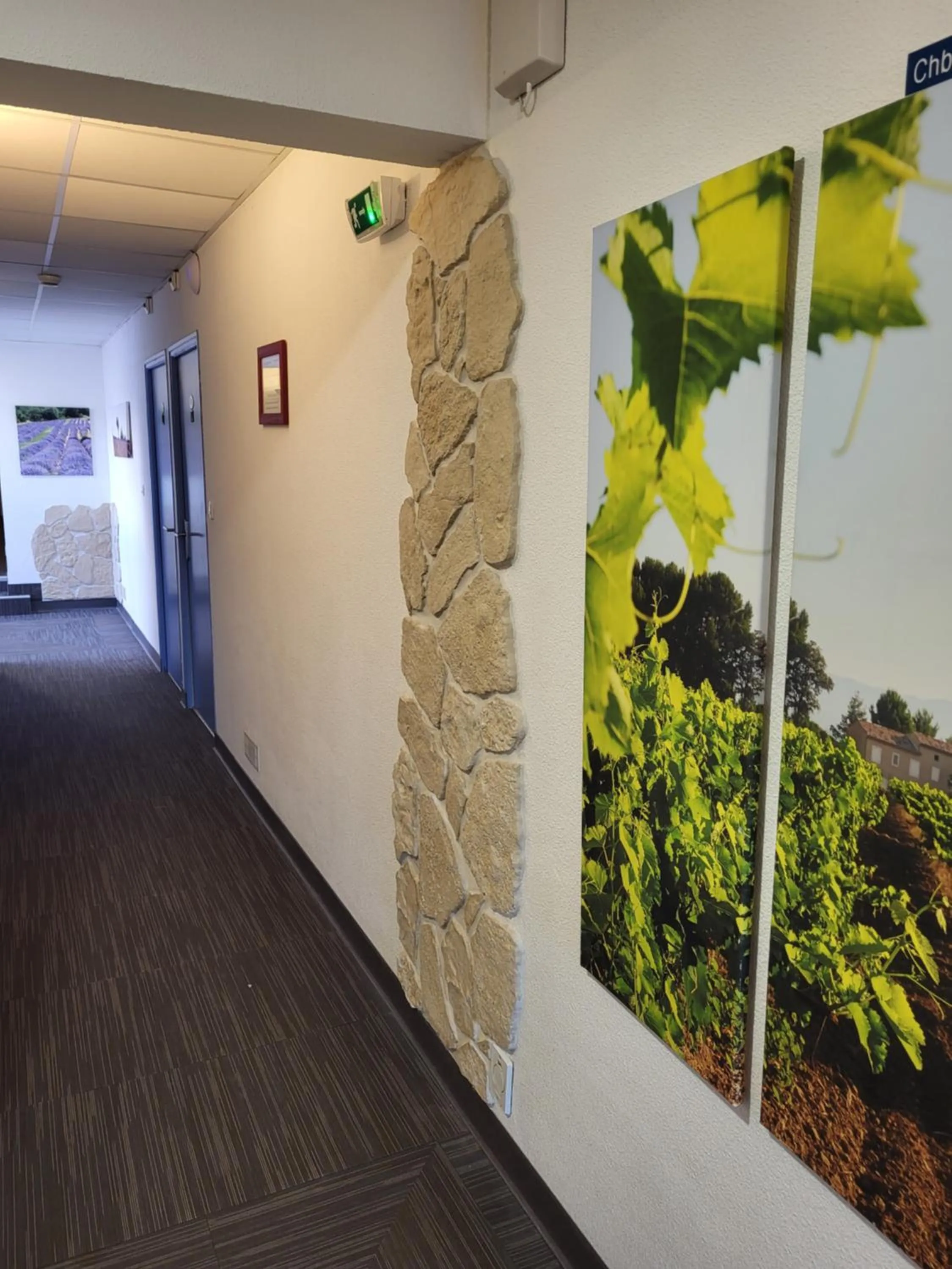 Decorative detail in Logis Hotel la Ferme
