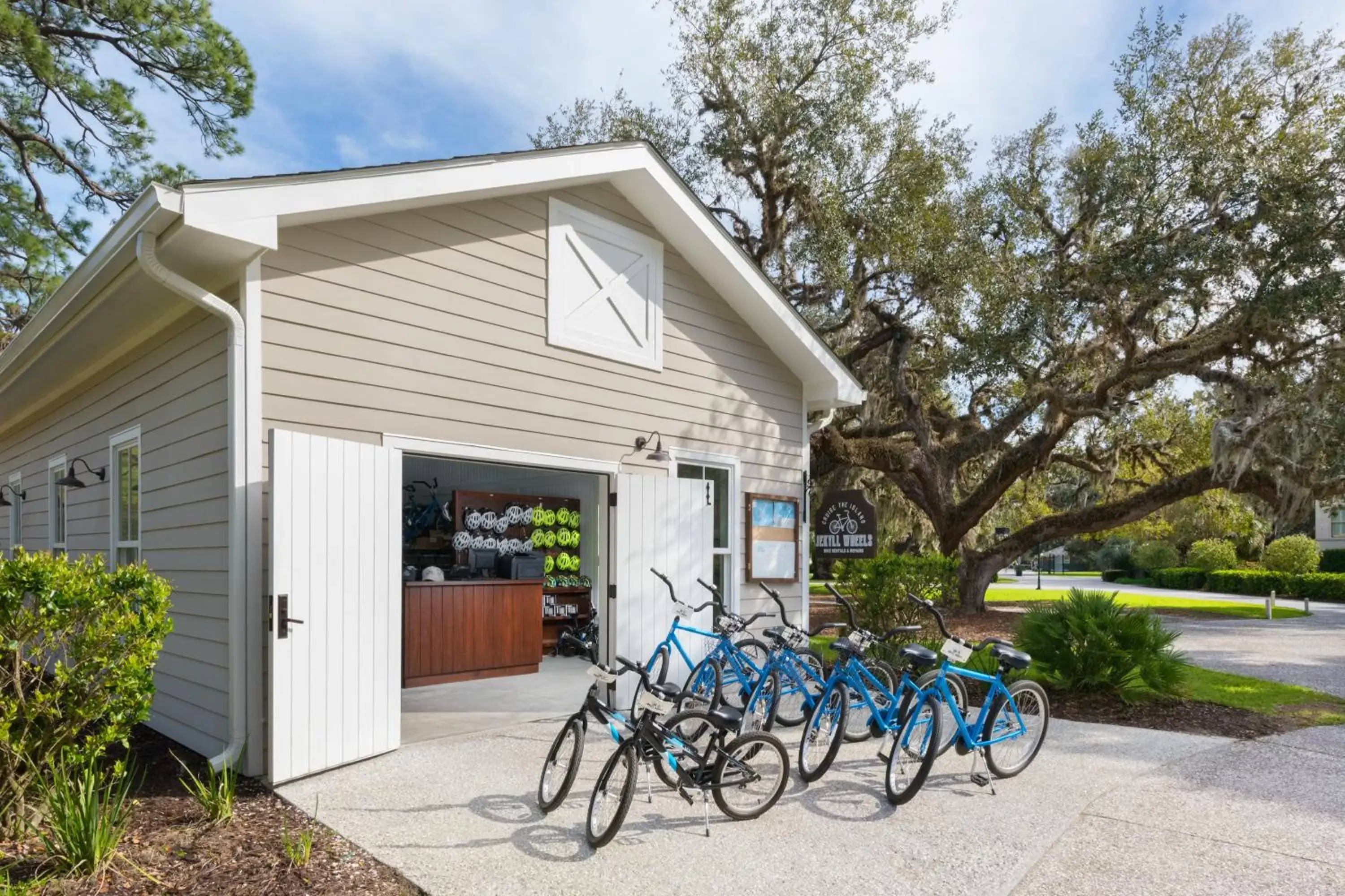 Cycling, Property Building in Jekyll Island Club Resort