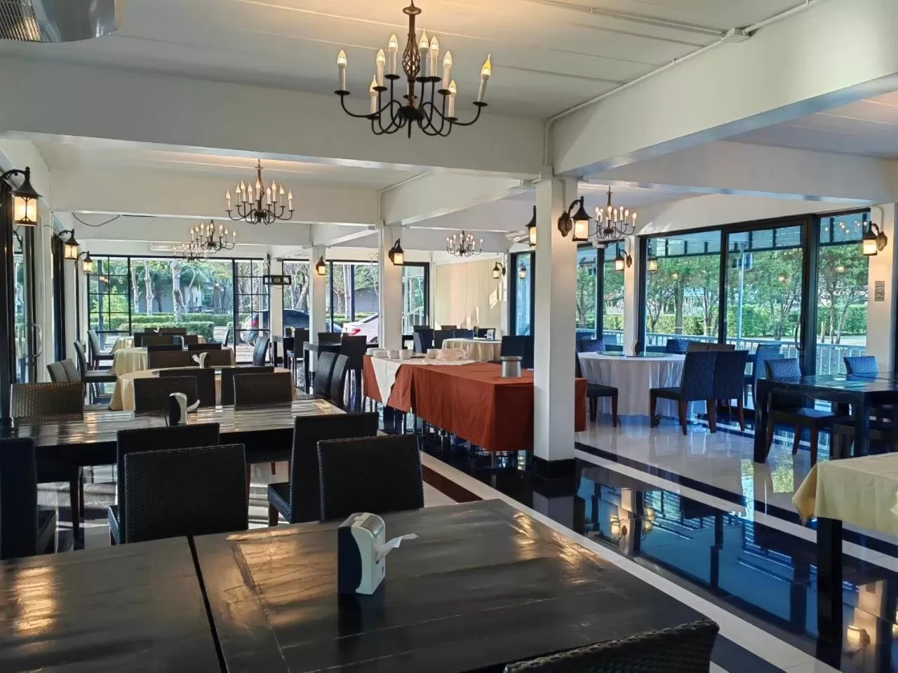 แกรนด์ ฟอเรสท์ Grand Forest