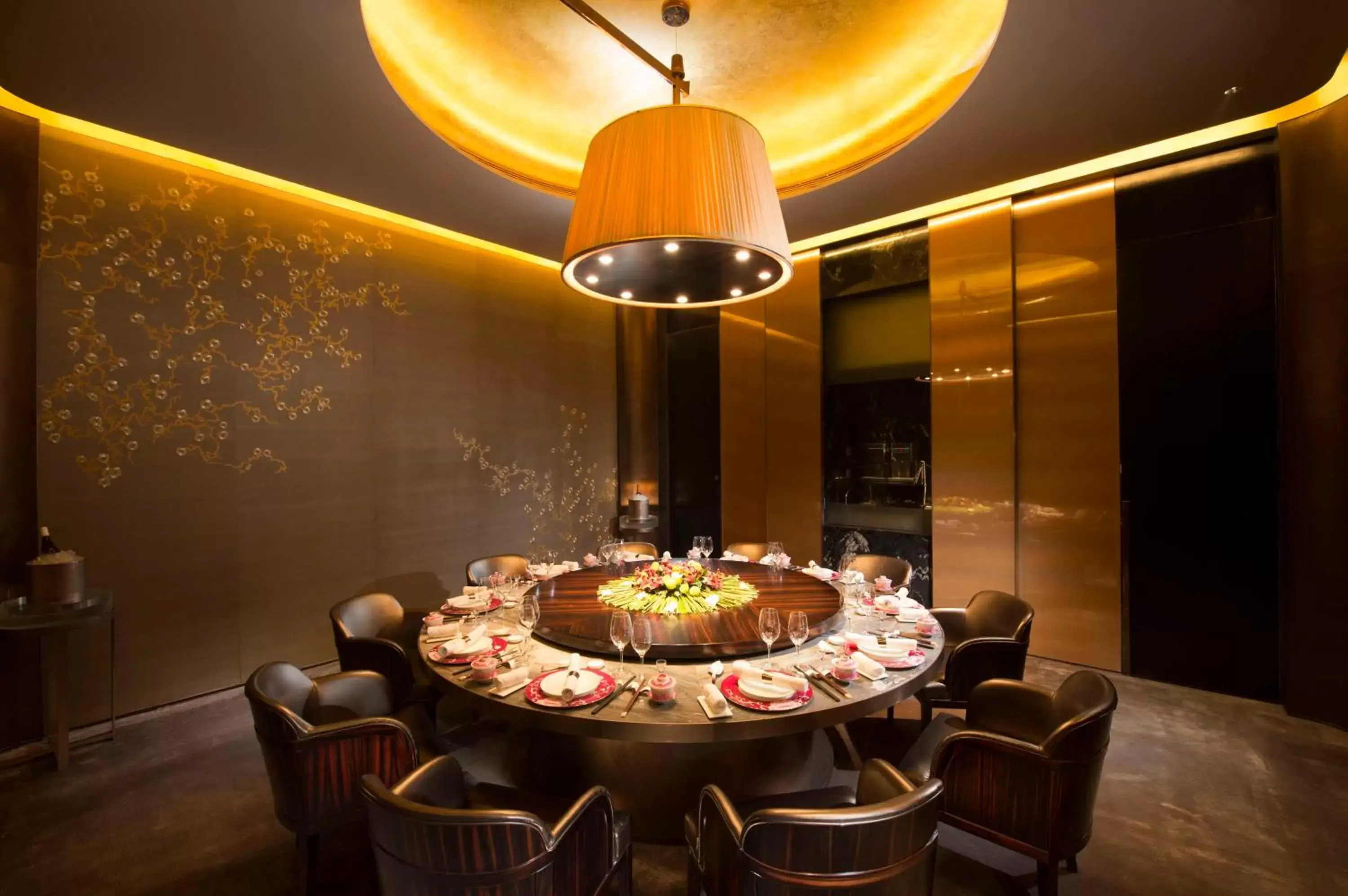 Restaurant/places to eat in Conrad Beijing