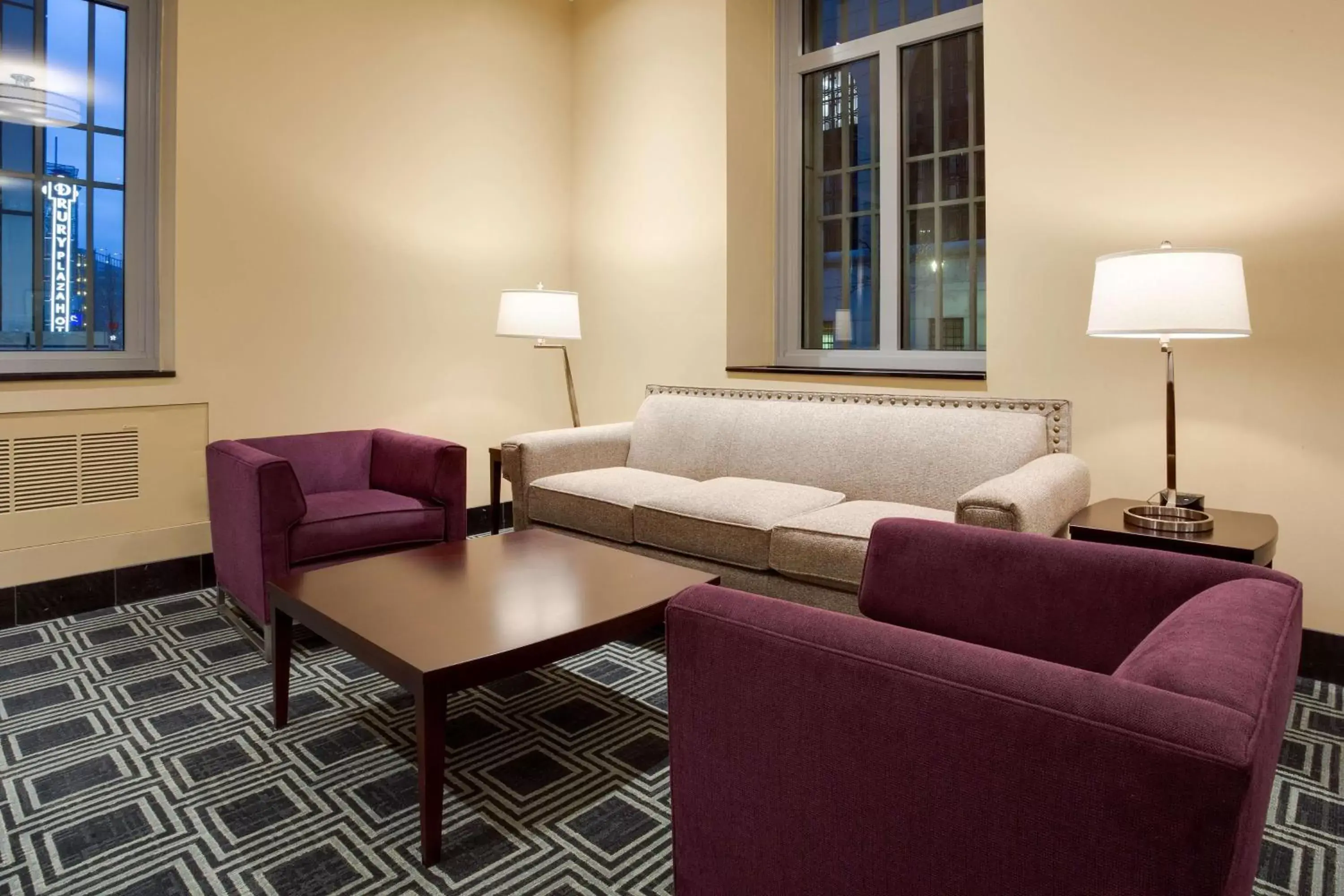 Lobby or reception, Seating Area in Drury Plaza Hotel Pittsburgh Downtown