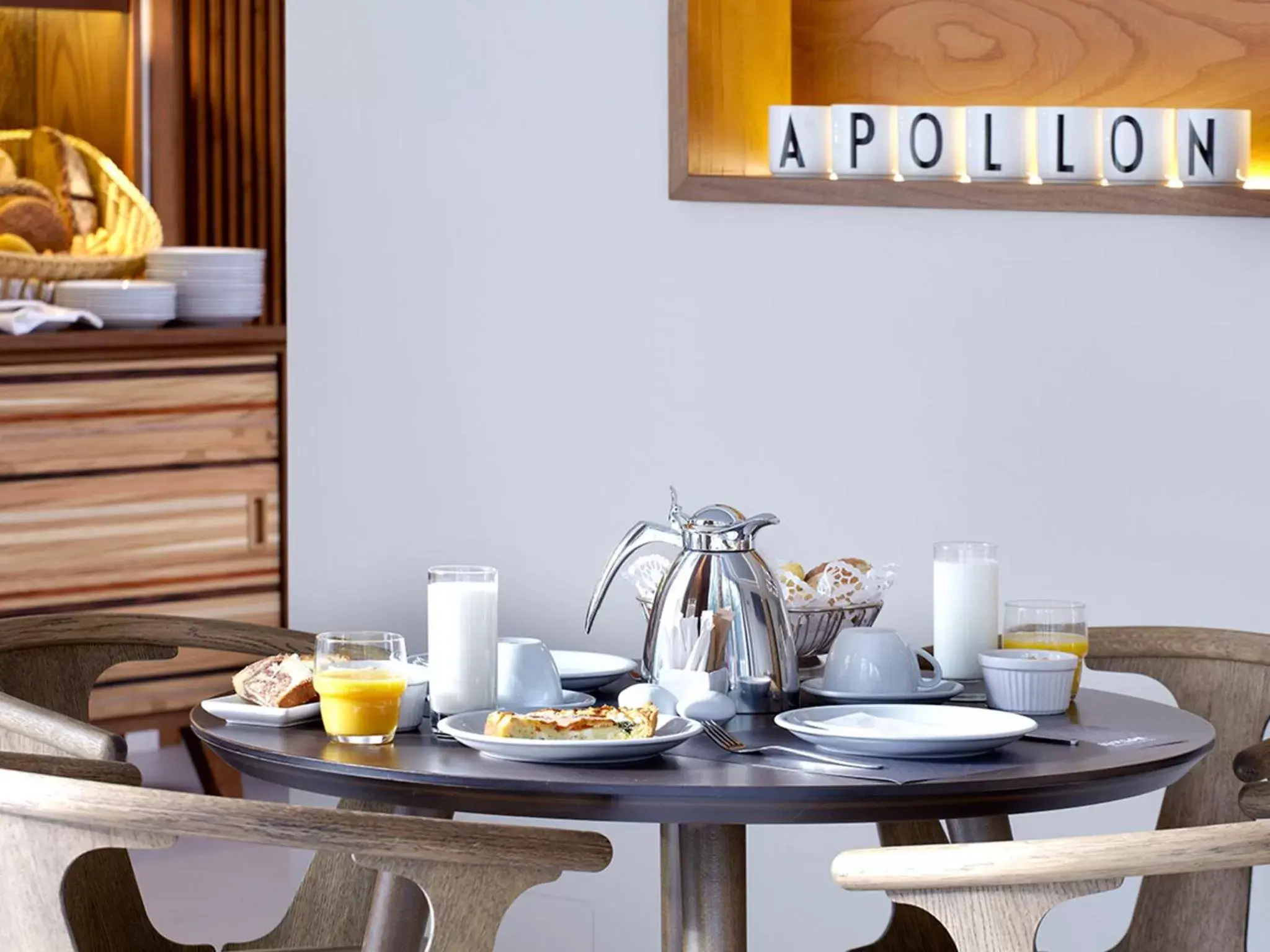 Coffee/tea facilities, Breakfast in Apollon Library Suites
