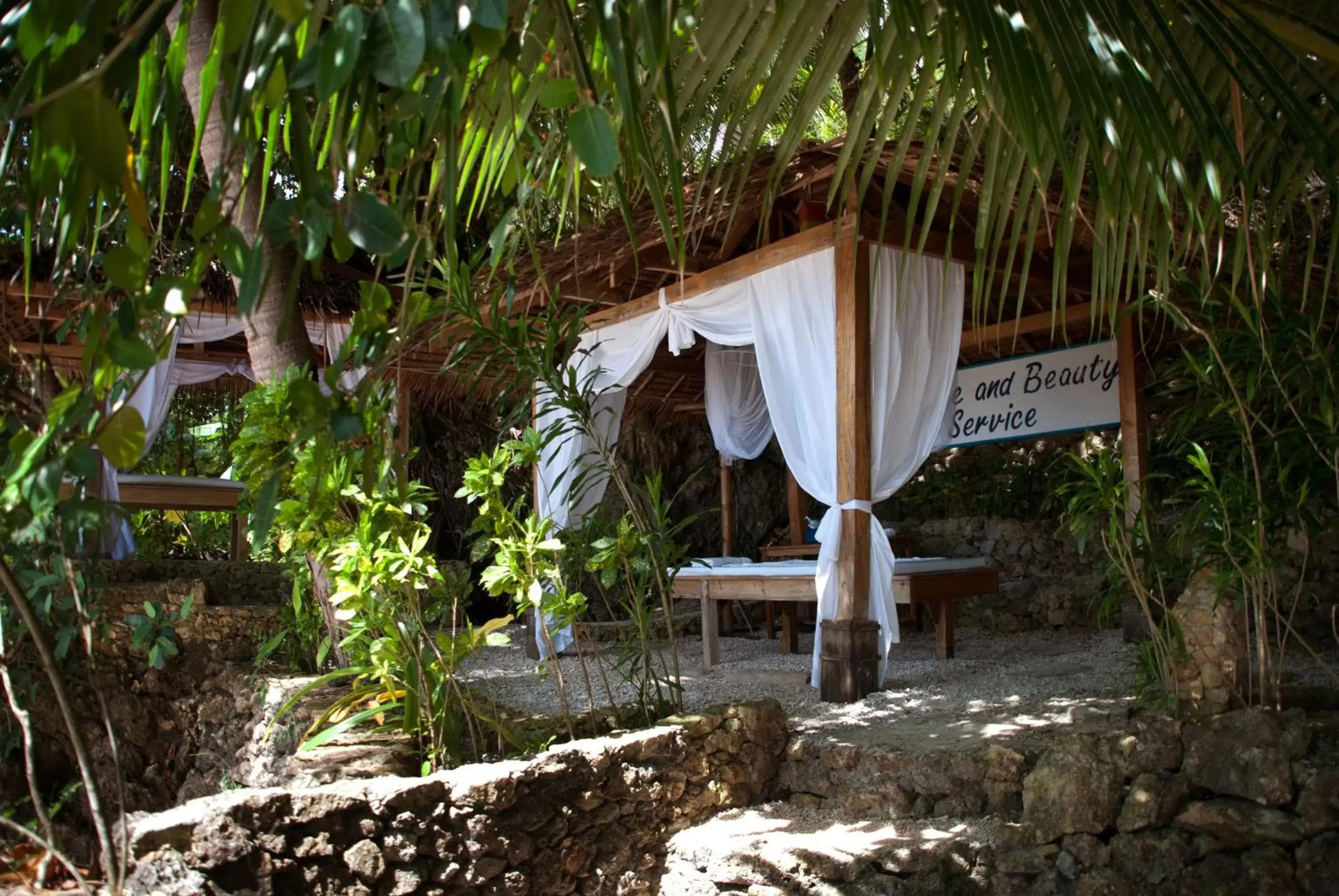Massage in Easy Diving and Beach Resort