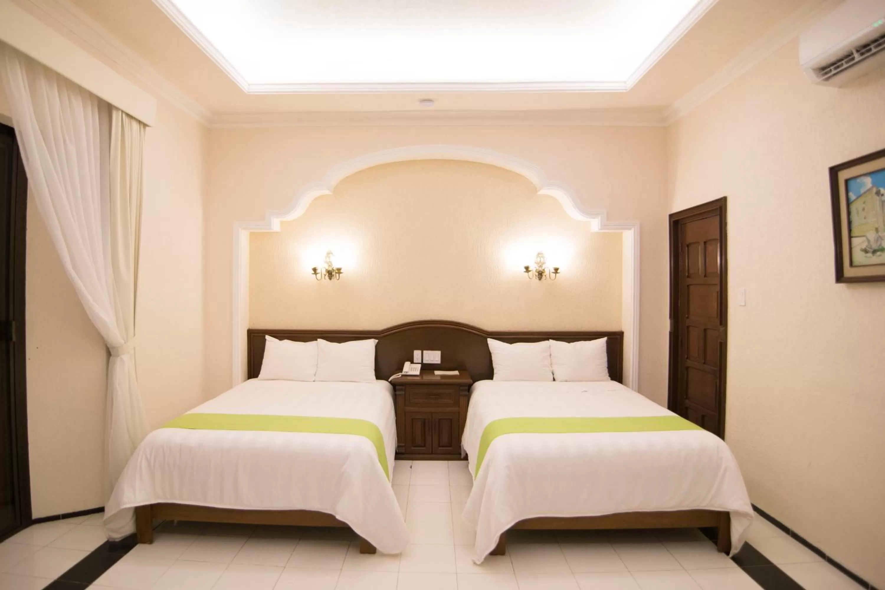 Bed in Hotel Caribe Merida Yucatan