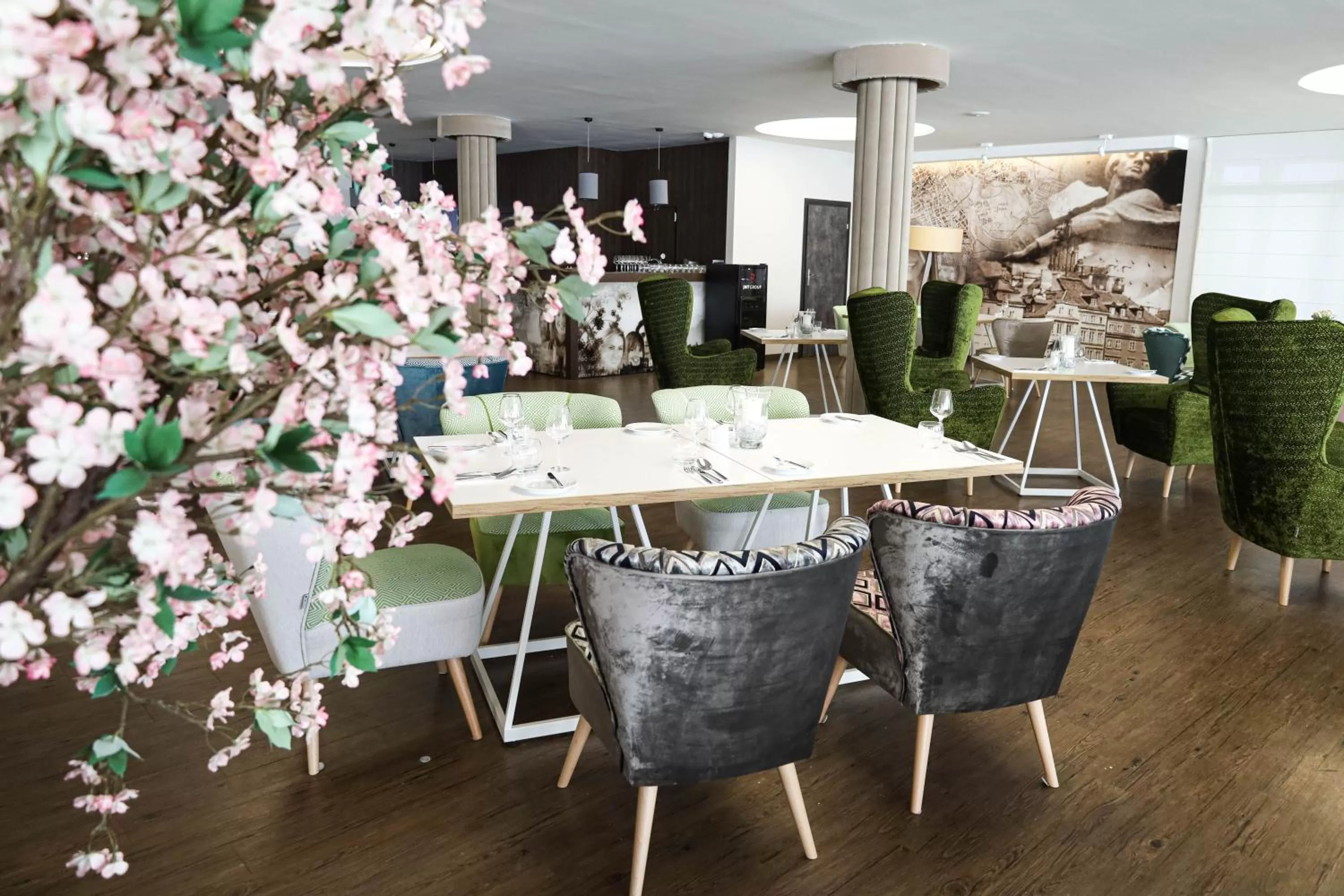 Restaurant/places to eat in Falenty Biznes i Wypoczynek