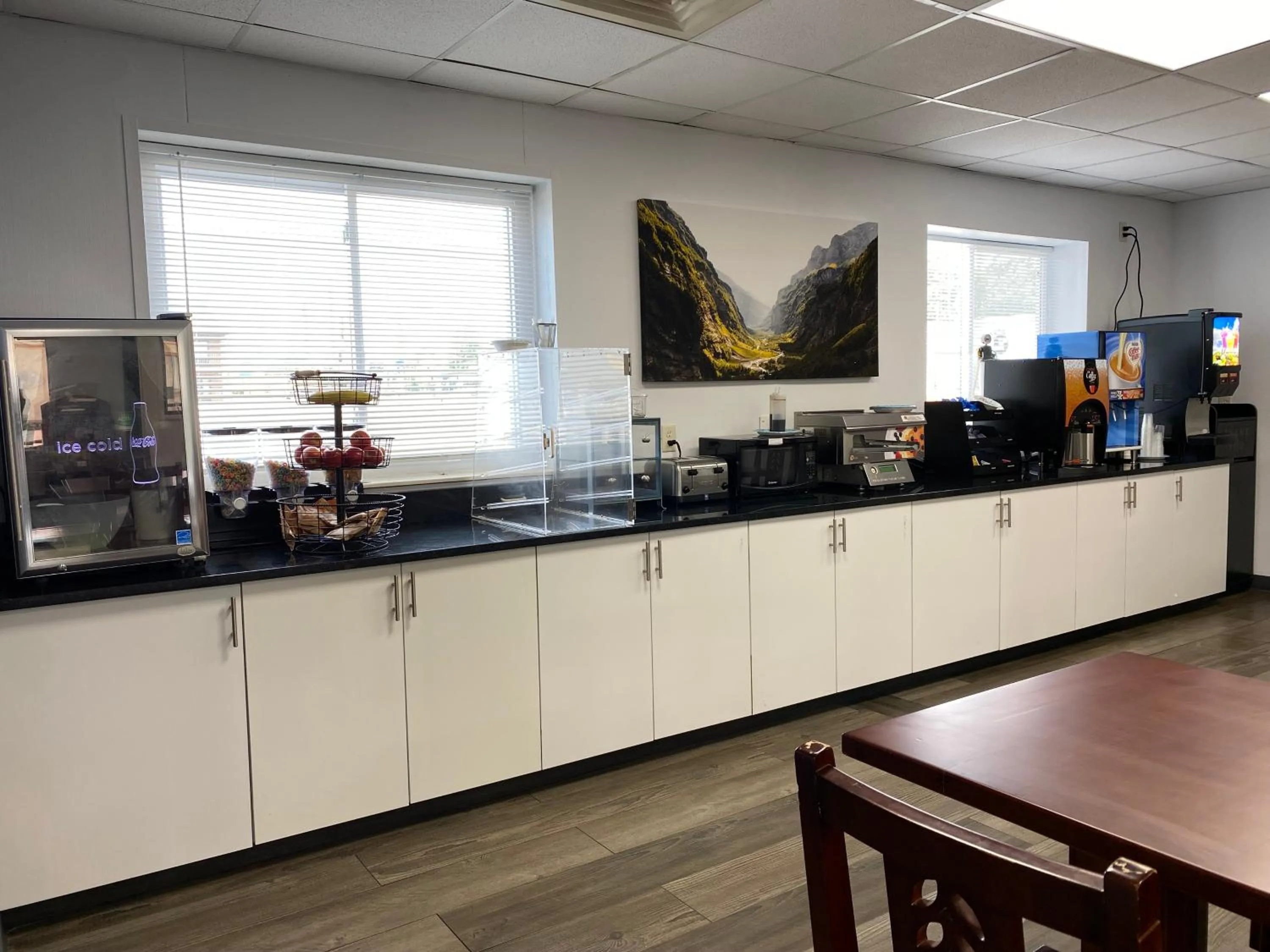 Breakfast in Cedar Cove