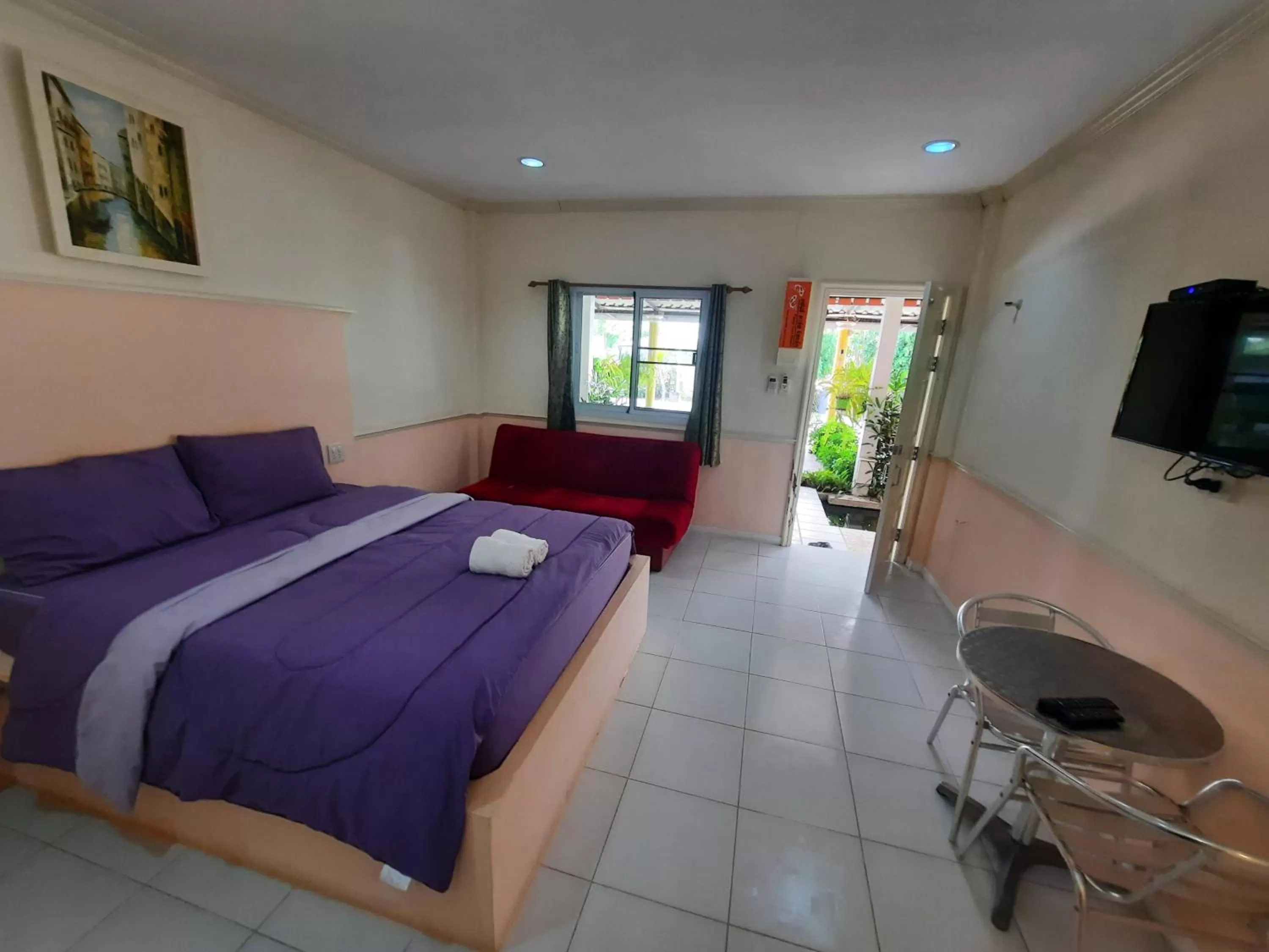 Bed in Fancy Carp Resort