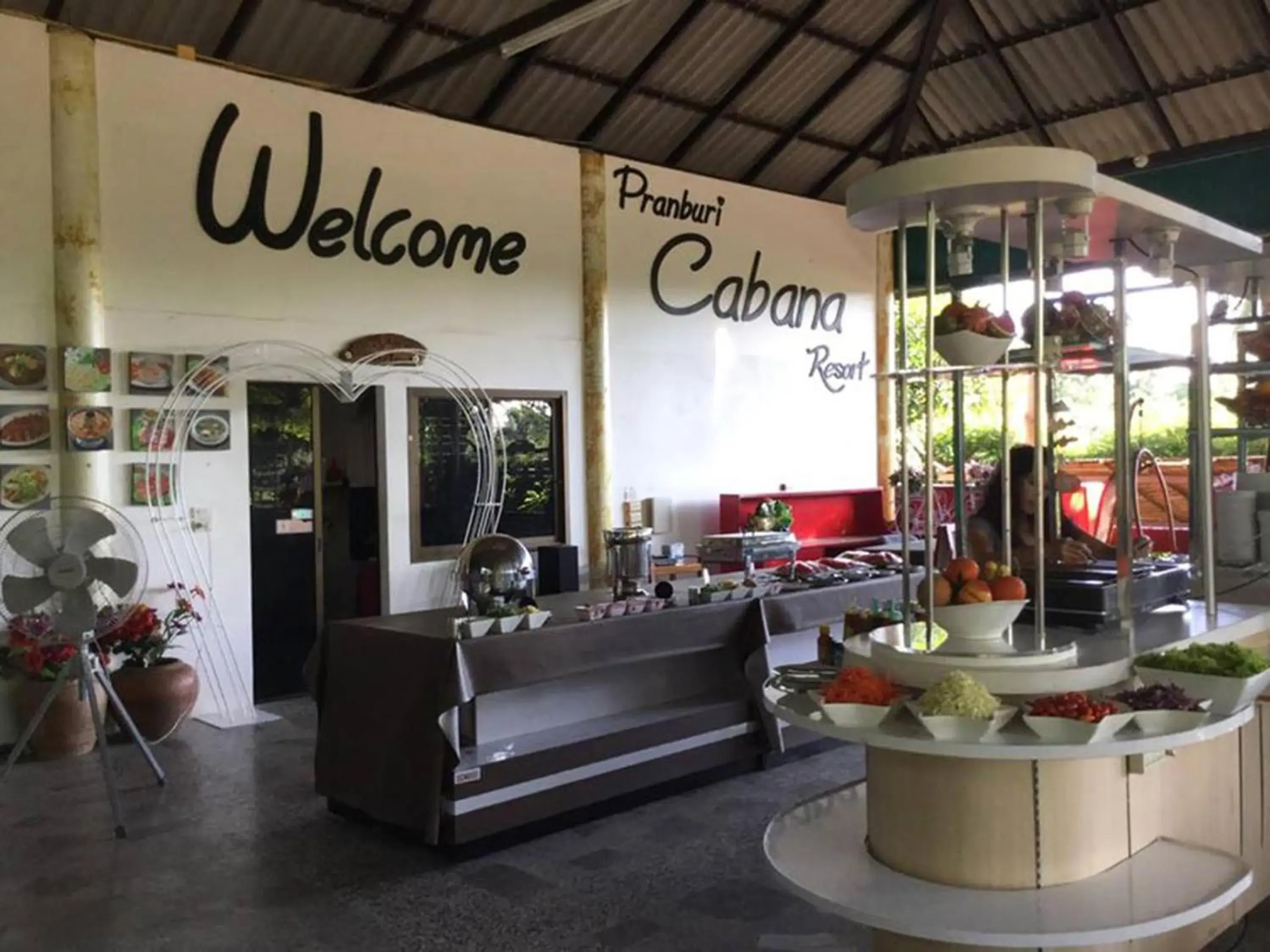 Restaurant/places to eat in Pranburi Cabana Resort