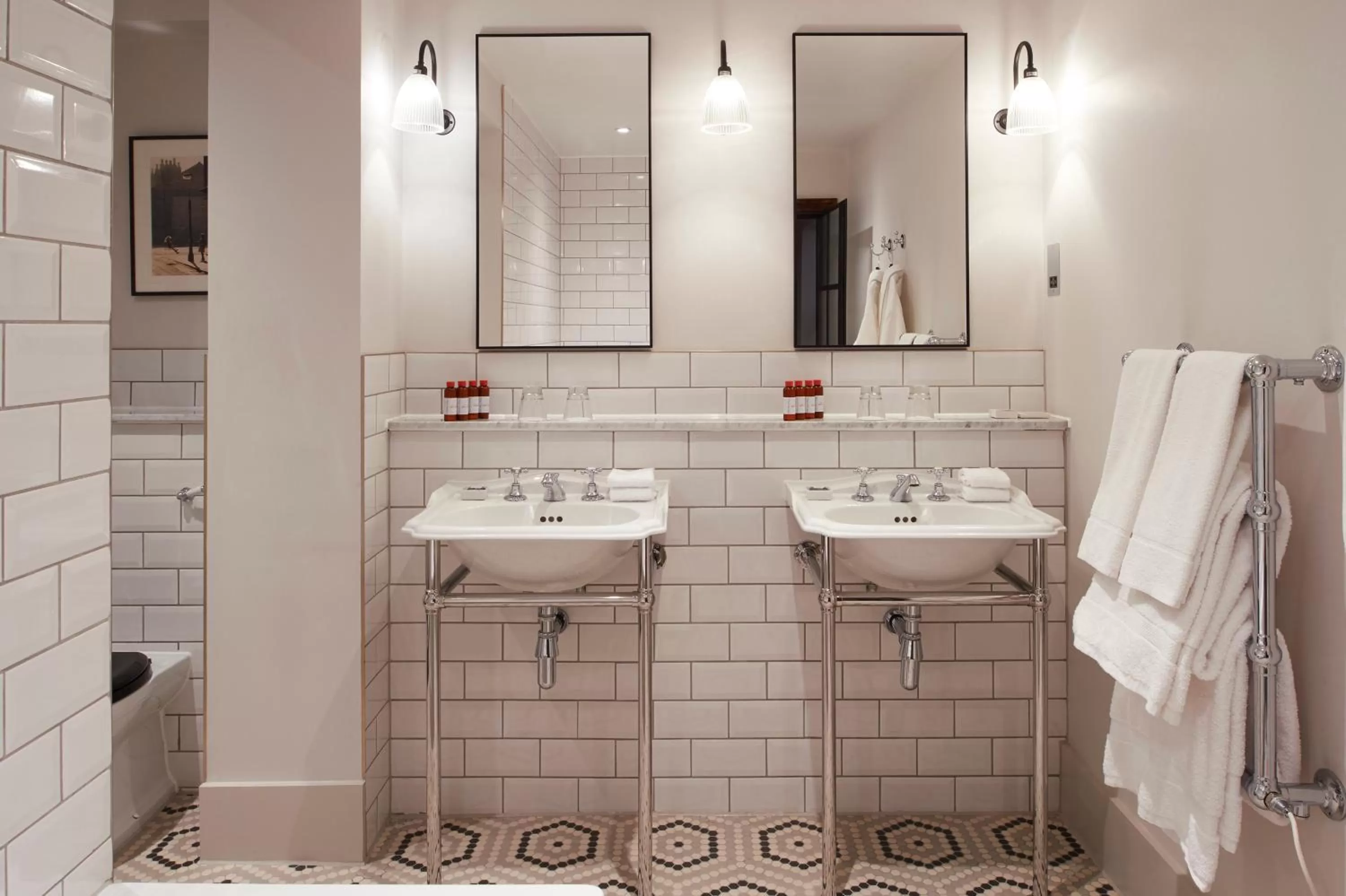 Bathroom in Kimpton Clocktower by IHG